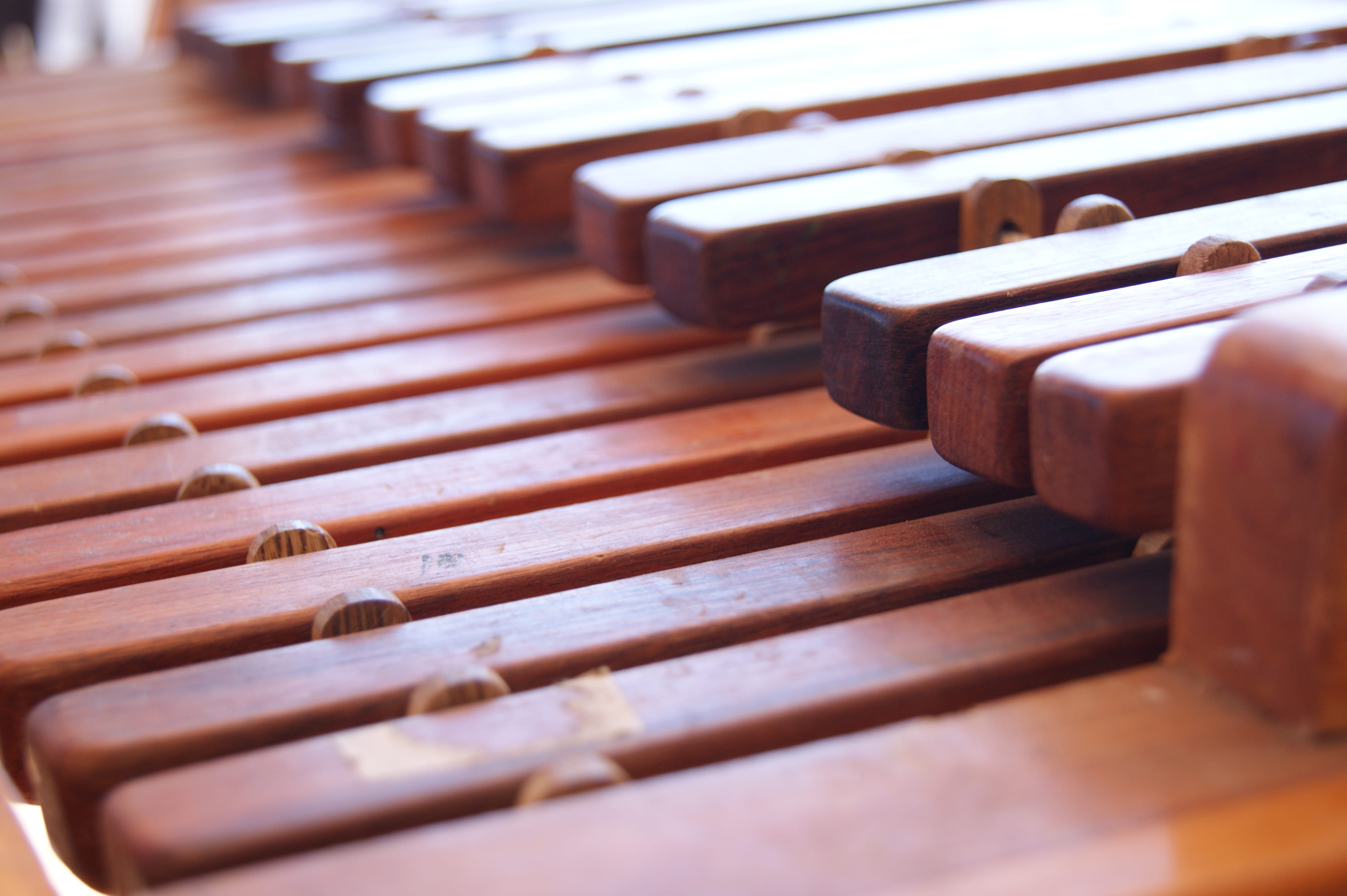 old, close-up, repetition, indoors, piano key, day, arts culture and entertainment, no people, musical equipment, large group of objects, focus on foreground, HD Wallpaper