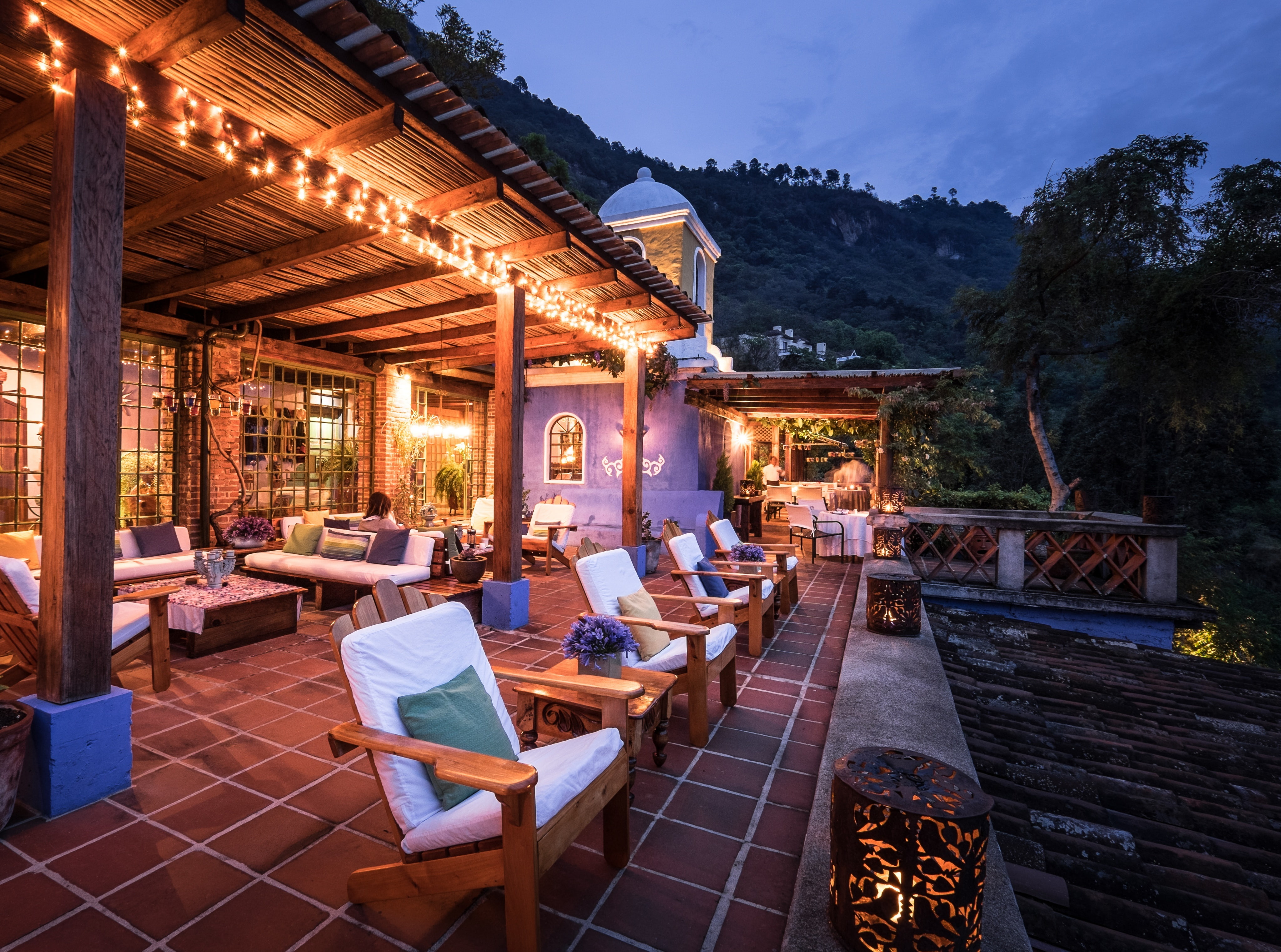 architecture, Travel, building exterior, Relax, lighting equipment, table, tiled floor, palopo, nature, illuminated, chair, travel destinations, dusk, Central America, HD Wallpaper