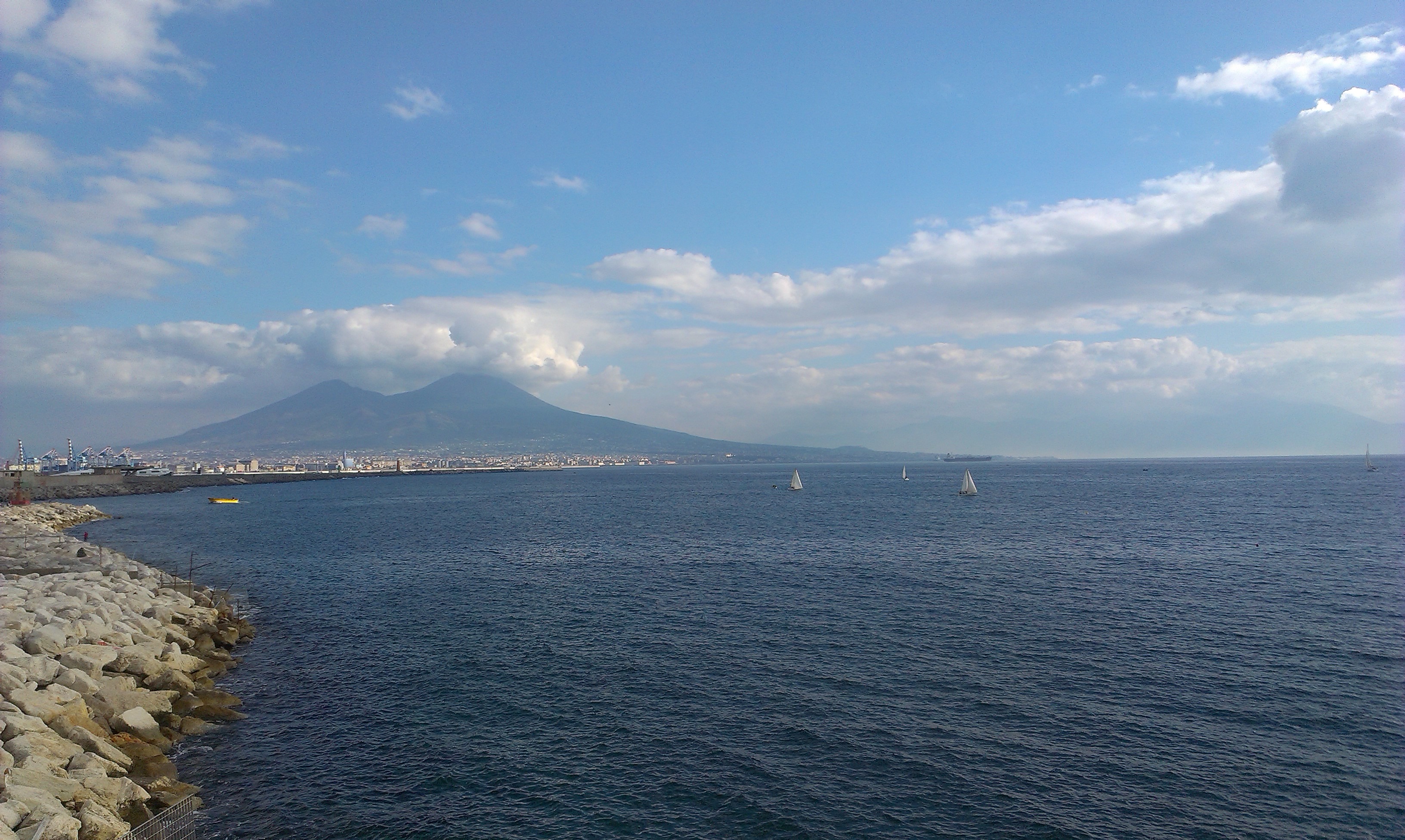 campbell, 2K, tranquil scene, cloud - sky, non-urban scene, beauty in nature, sky, no people, scenics - nature, idyllic, water, land, naples, city, vesuvius, HD Wallpaper