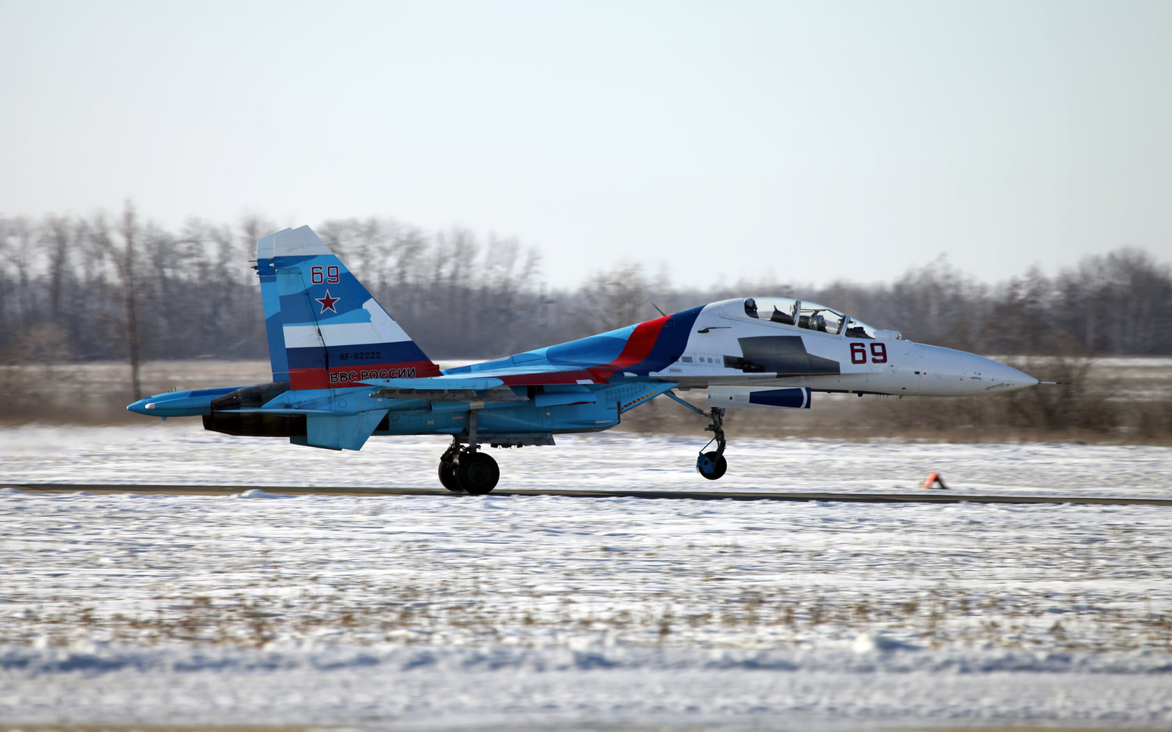 jet, 720P, cold temperature, blue, air vehicle, su, plane, Sukhoi, Aircrafts / Planes, airplane, military, side view, snow, russian, on the move, mode of transportation, HD Wallpaper