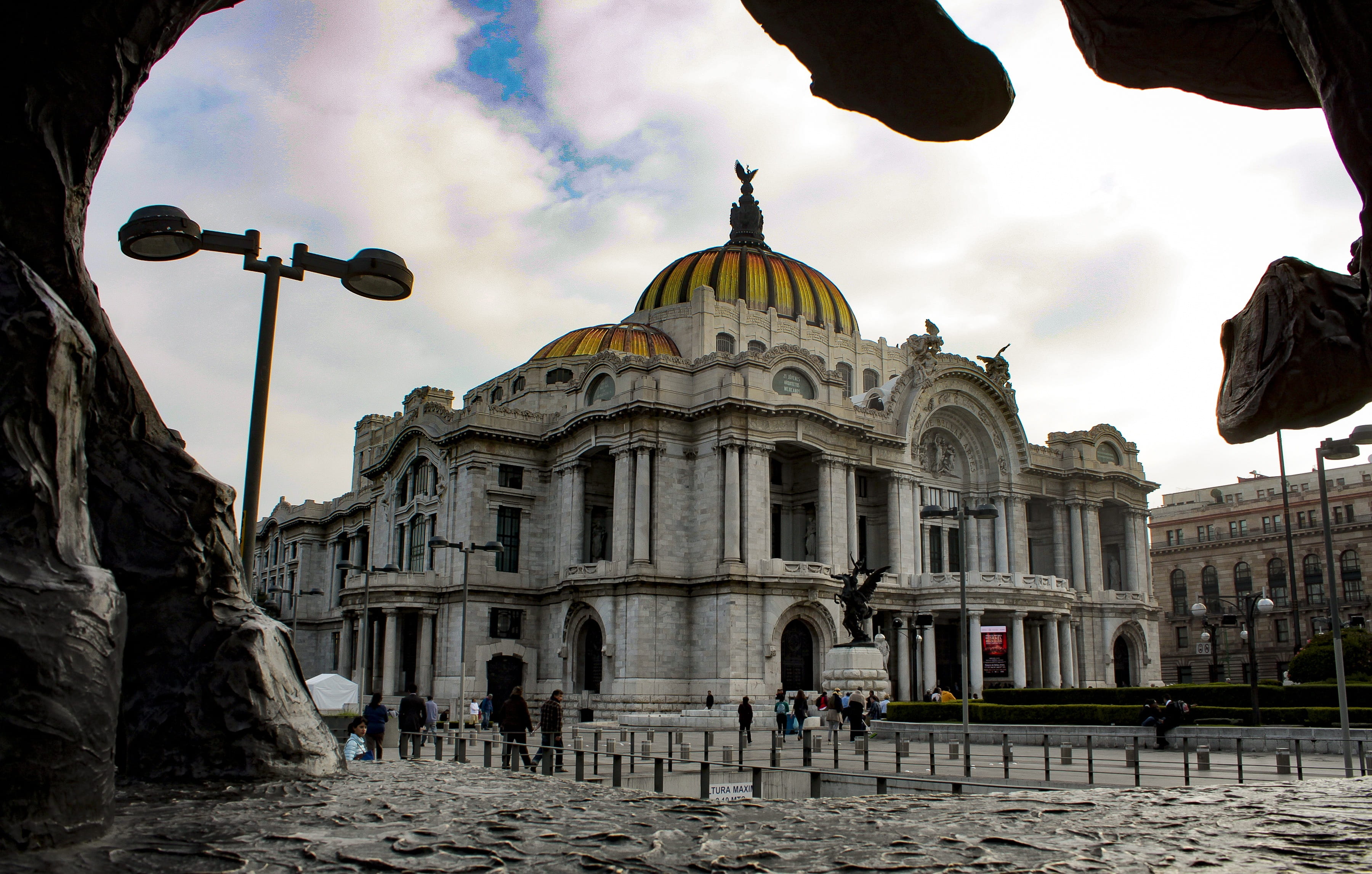 religion, mexico, latino, 2K, america, incidental people, built structure, cdmx, building, arch, place of worship, center, skyscraper, light, history, HD Wallpaper