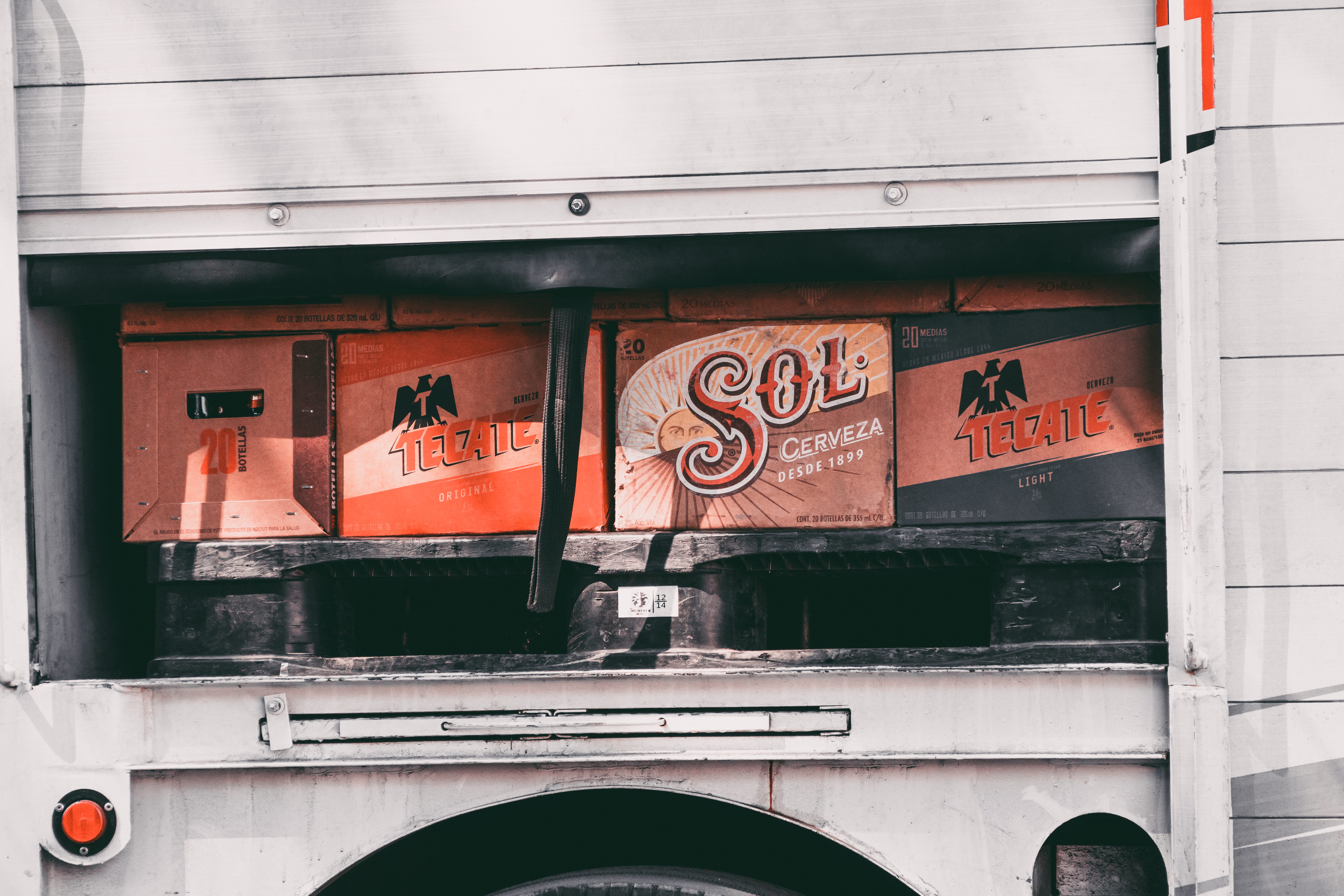 street, photography, transportation, day, street photography, city, mexico, low angle view, 5K, connection, text, sol, sign, mexico city, word, building exterior, HD Wallpaper