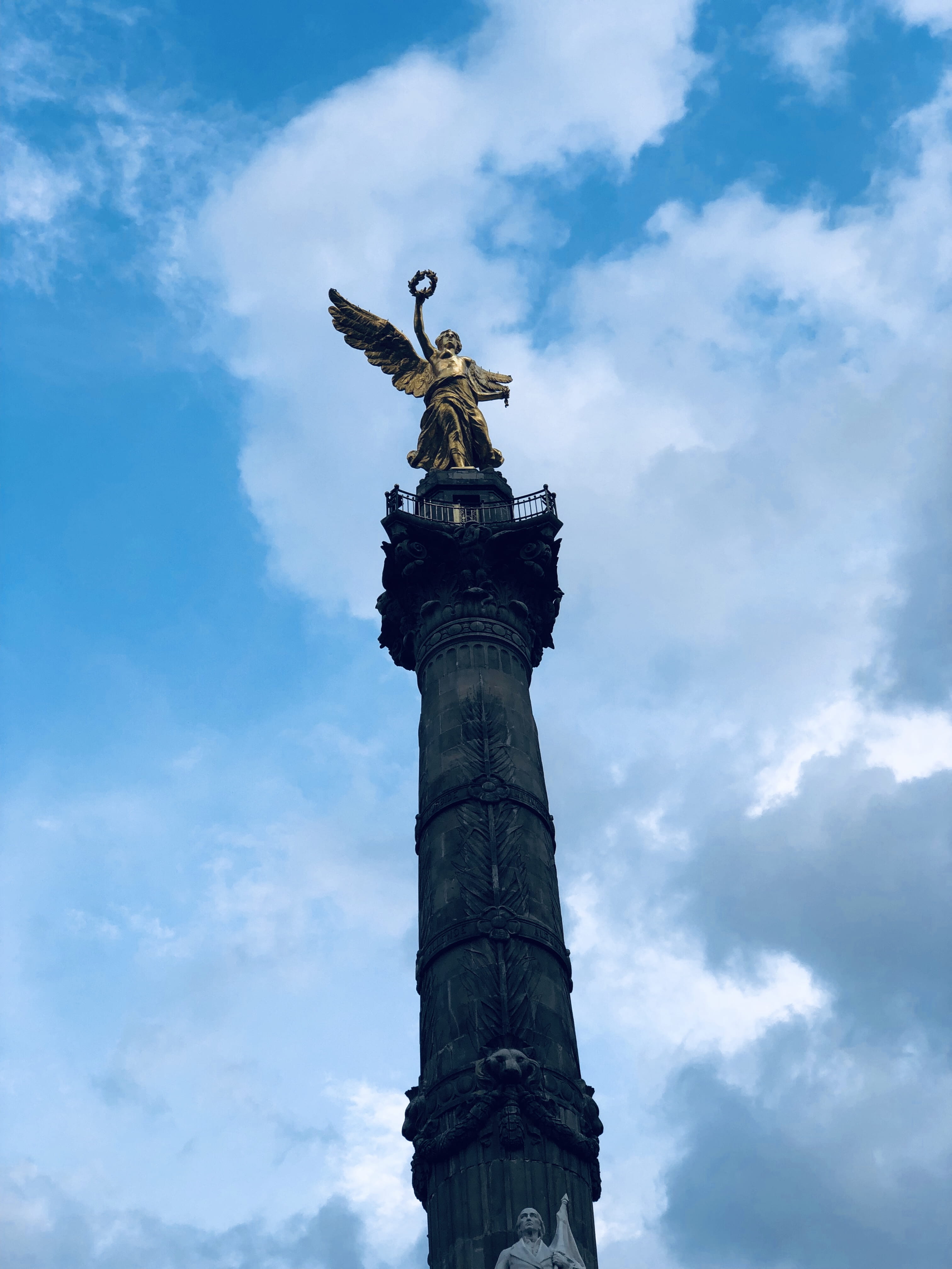 government, history, low angle view, built structure, representation, statue, memorial, craft, sky, mexico, creativity, outdoors, angel, cloud - sky, nature, Phone HD Wallpaper