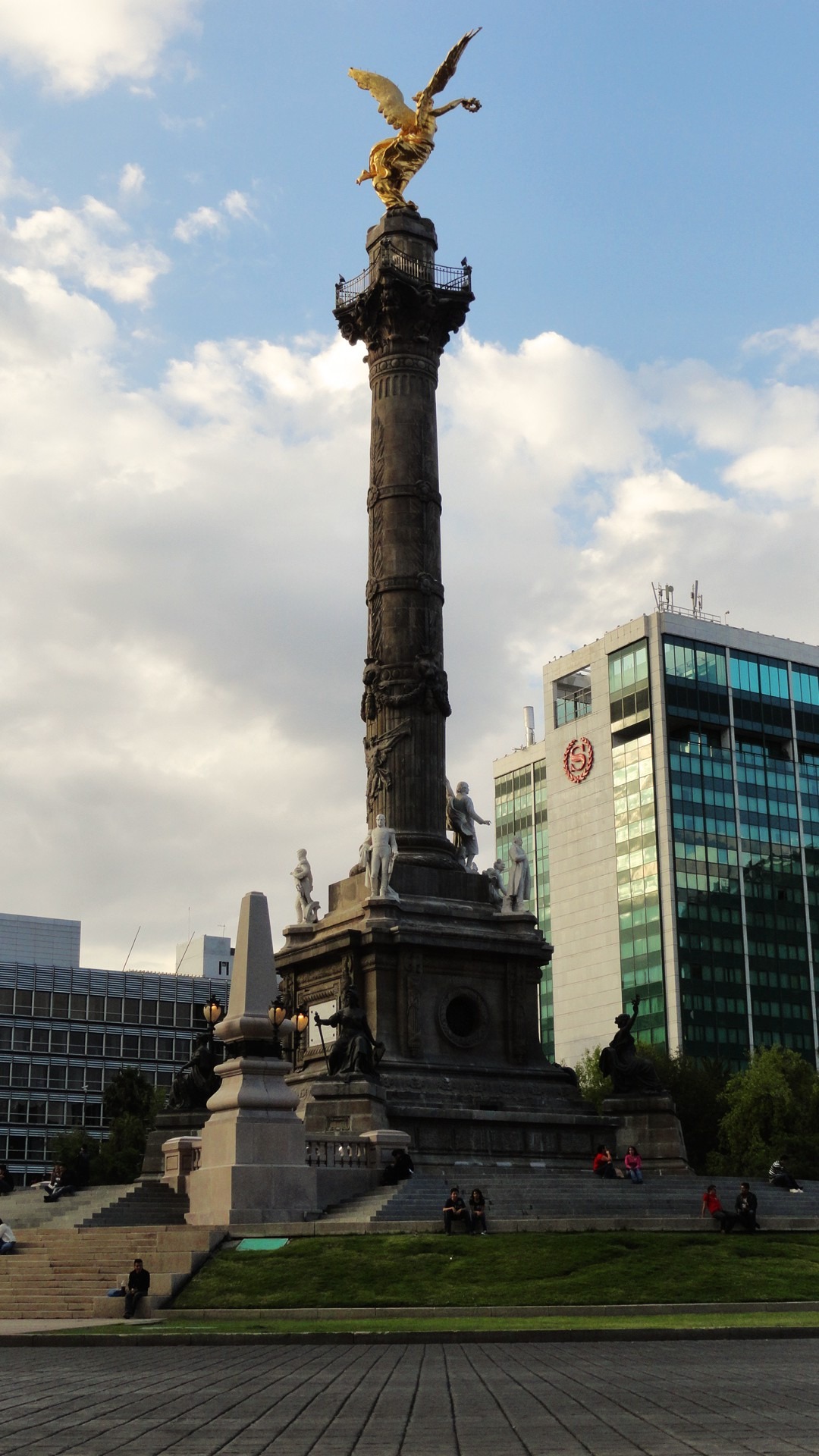 sky, no people, national, statue, angel, representation, surrounded, city, lawn, mexico, travel destinations, architectural column, human representation, Phone HD Wallpaper