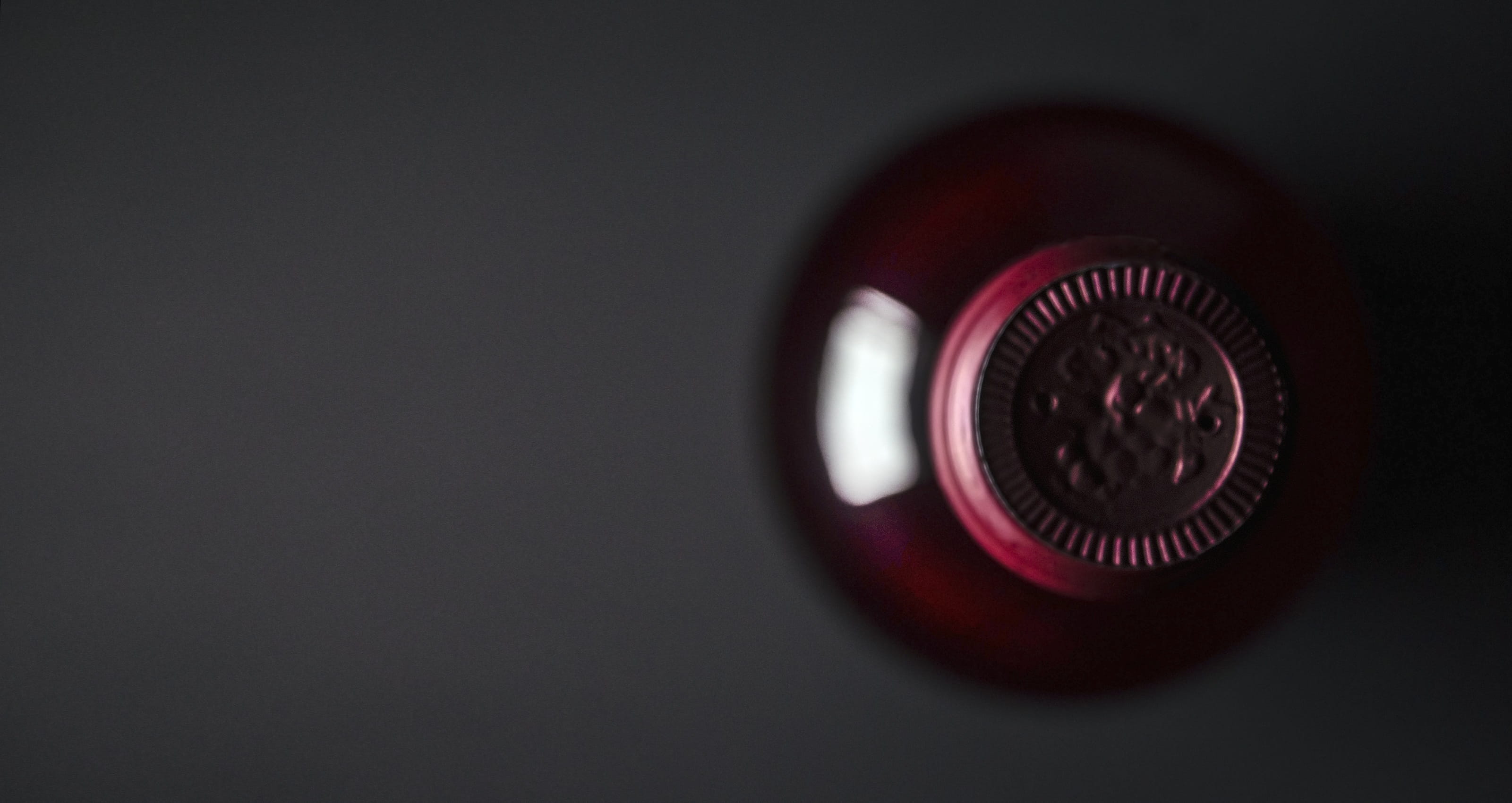 shape, circle, background, security, no people, vine, food, red, close-up, white, black, bottle, dark, colored background, cut out, clean, nature, wine, HD Wallpaper