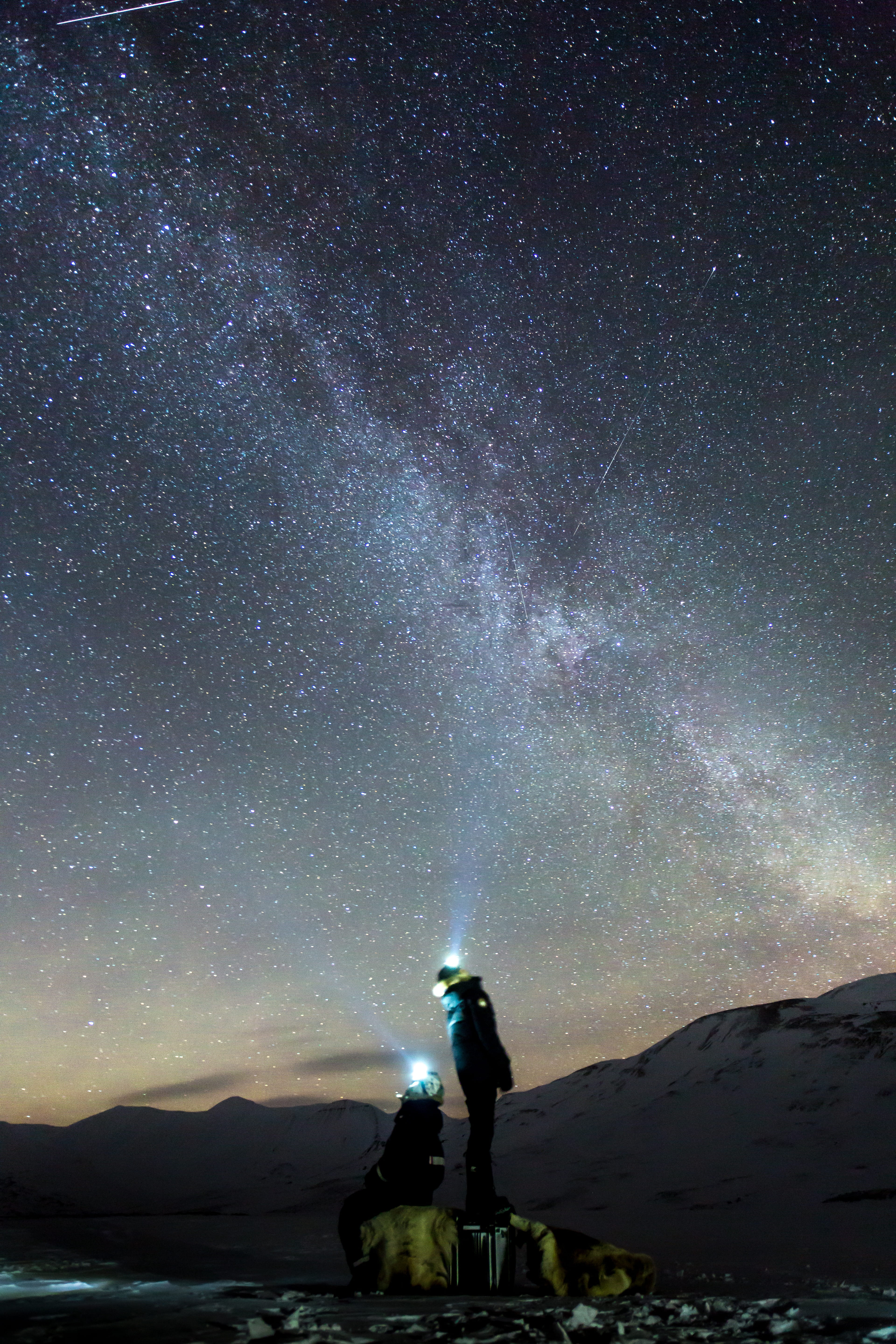 lights, snow, aurora, galaxy, people, exploration, star - space, milky, beauty in nature, outdoors, nighttime, milky way, svalbard, sky, space, nothern lights, Phone HD Wallpaper