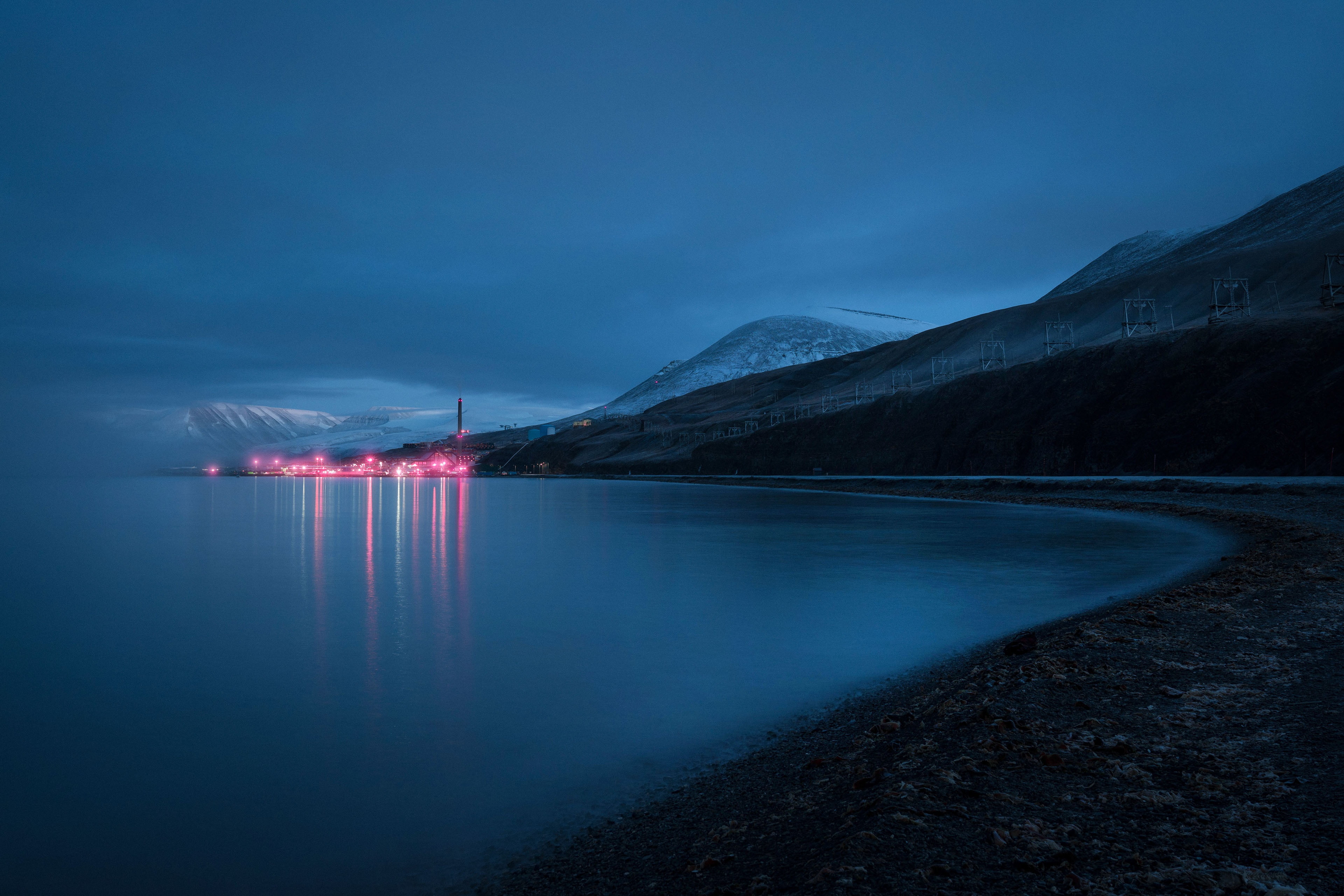 4K, shore, KSAT, Reuben Wu, Satellite station, Spitsbergen, mountains, light lantern, Svalbard, night, HD Wallpaper