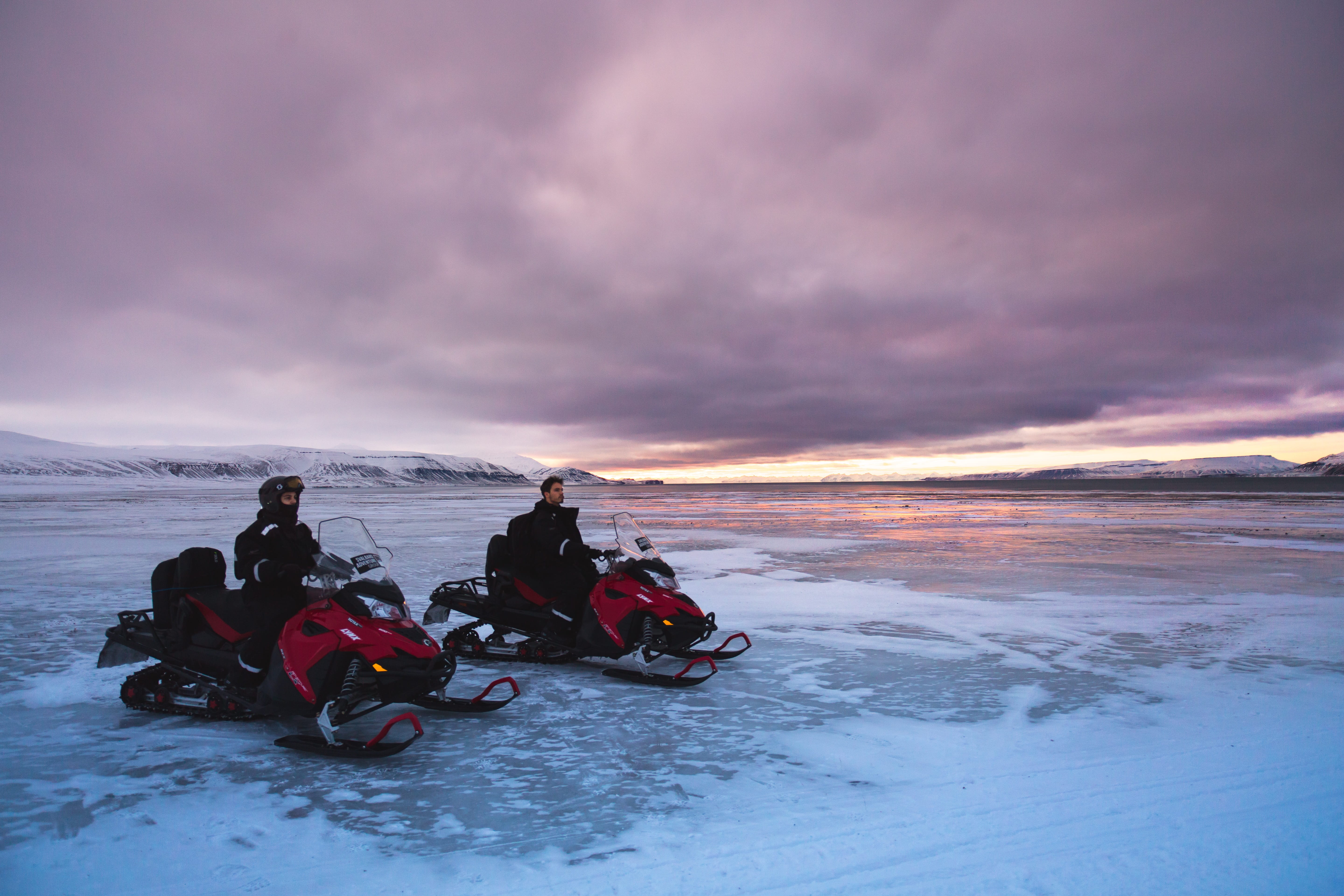 ride, north pole, travel, people, mountain, snowmobiles, adventure, snow, sky, sunset, arctic, warm clothing, frozen, cold temperature, transportation, HD Wallpaper