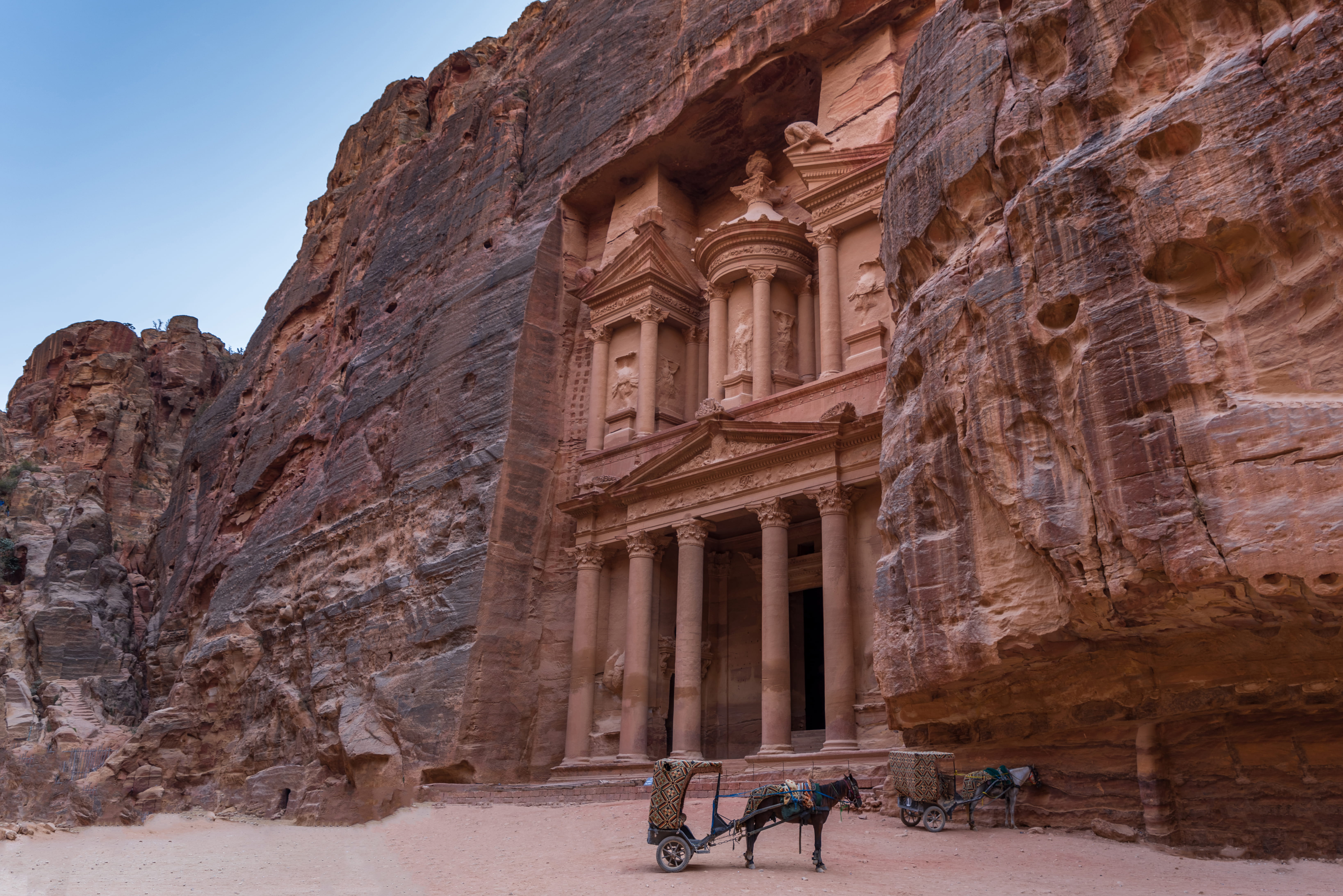 outdoors, history, sandstone, religion, petra, travel destinations, desert, ancient, domestic animals, the past, building, working animal, tourism, temple, HD Wallpaper