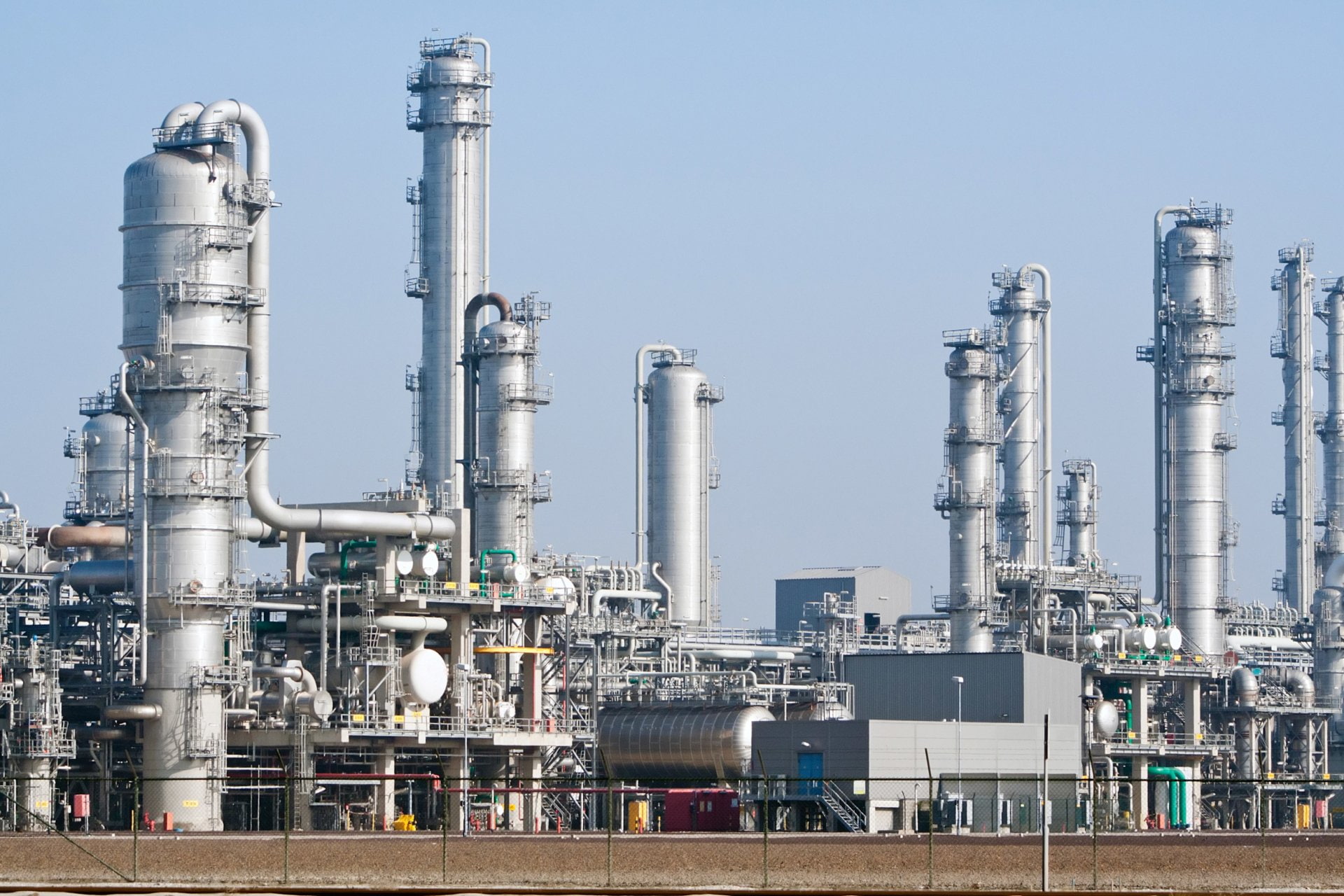 Man Made, Global Industrial Coatings, 1080P, Chemical Plant, Building, HD Wallpaper
