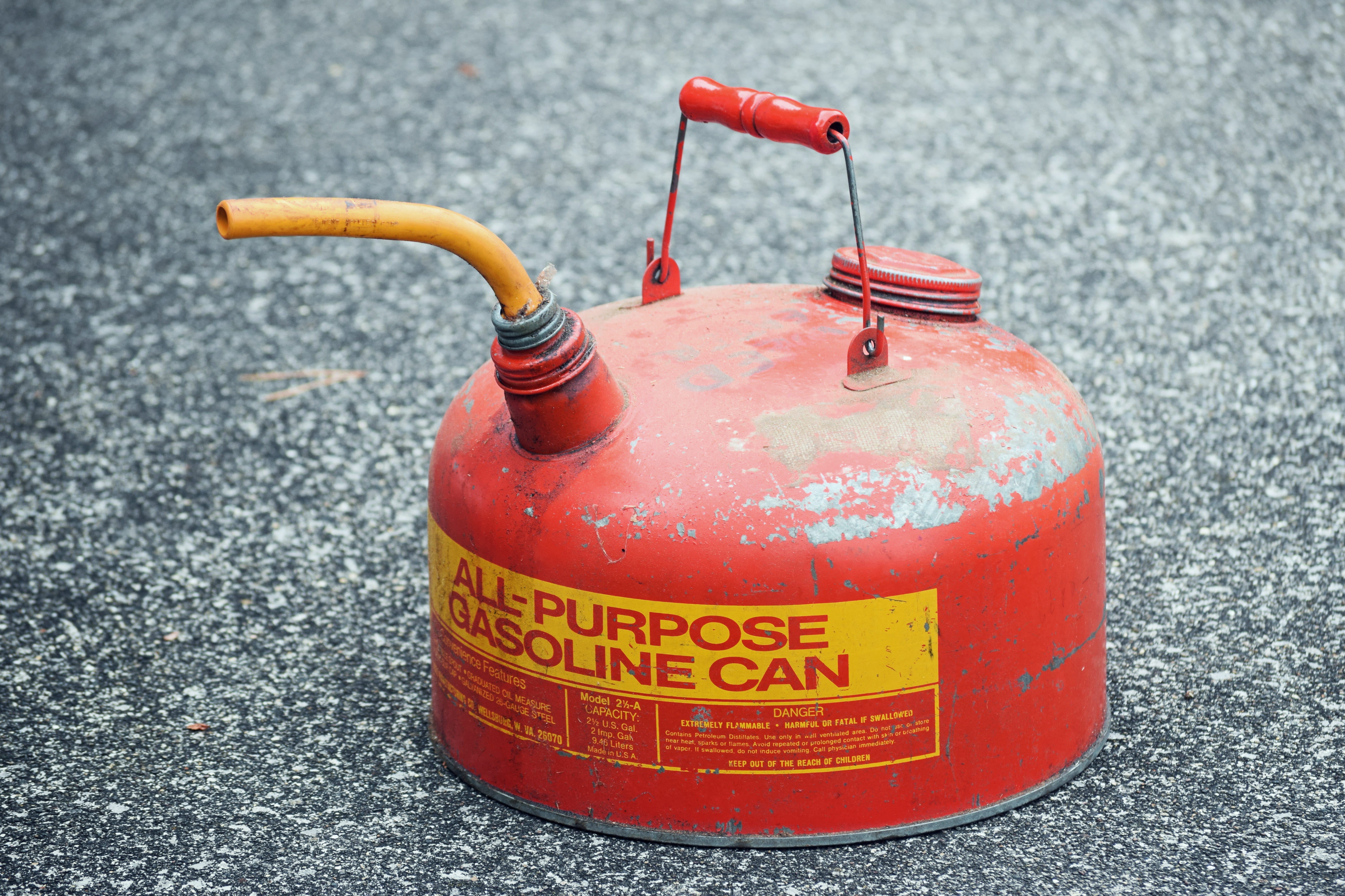 street, vintage, fuel, retro, close-up, fill, western script, container, resource, refuel, bottle, gasoline, communication, still life, tank, rust, city, HD Wallpaper