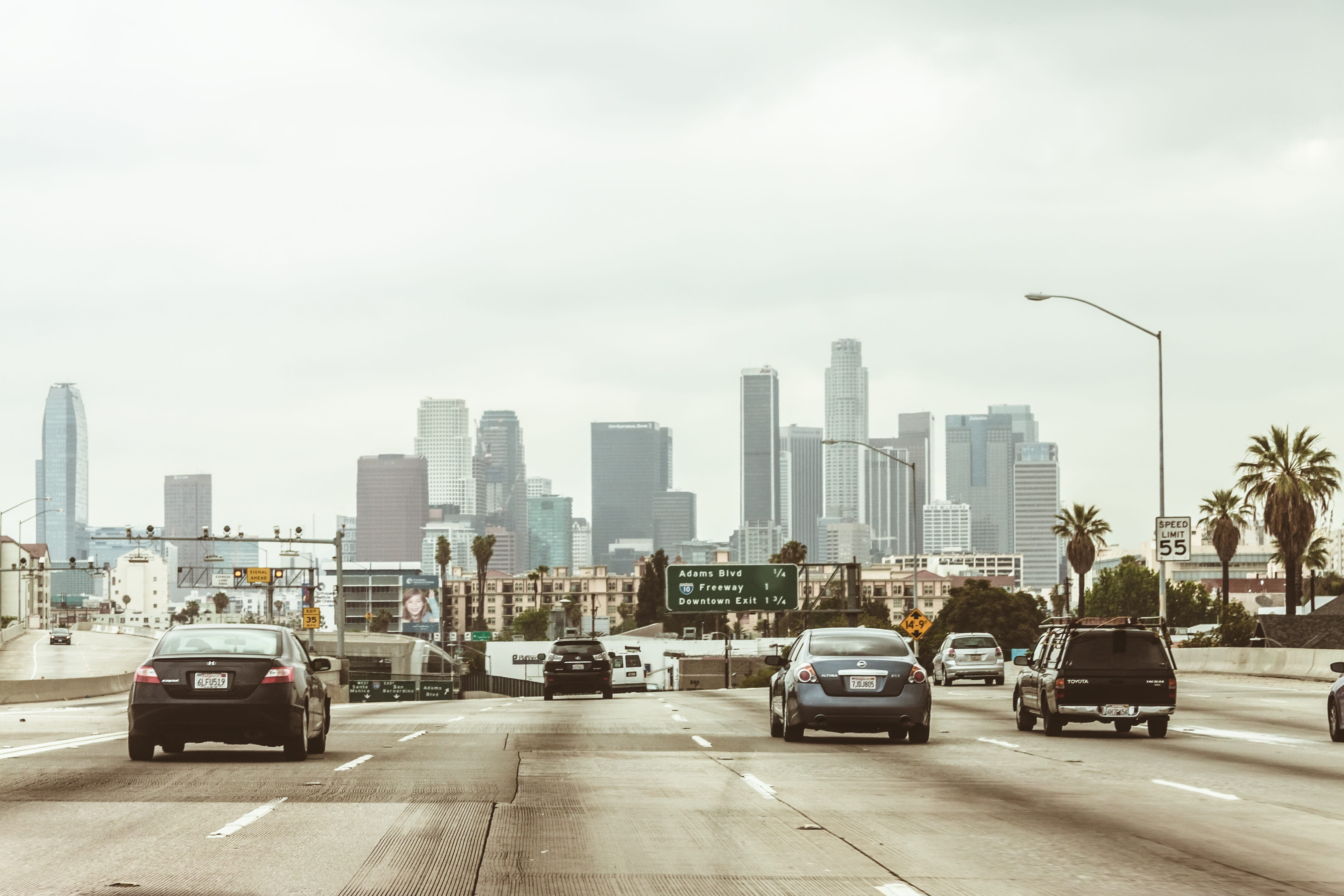gray, panorama, los angeles, business centre, outdoors, way, autobahn, white, transportation, vehicles, traffic jams, 4K, car, cityscape, downtown, near, HD Wallpaper