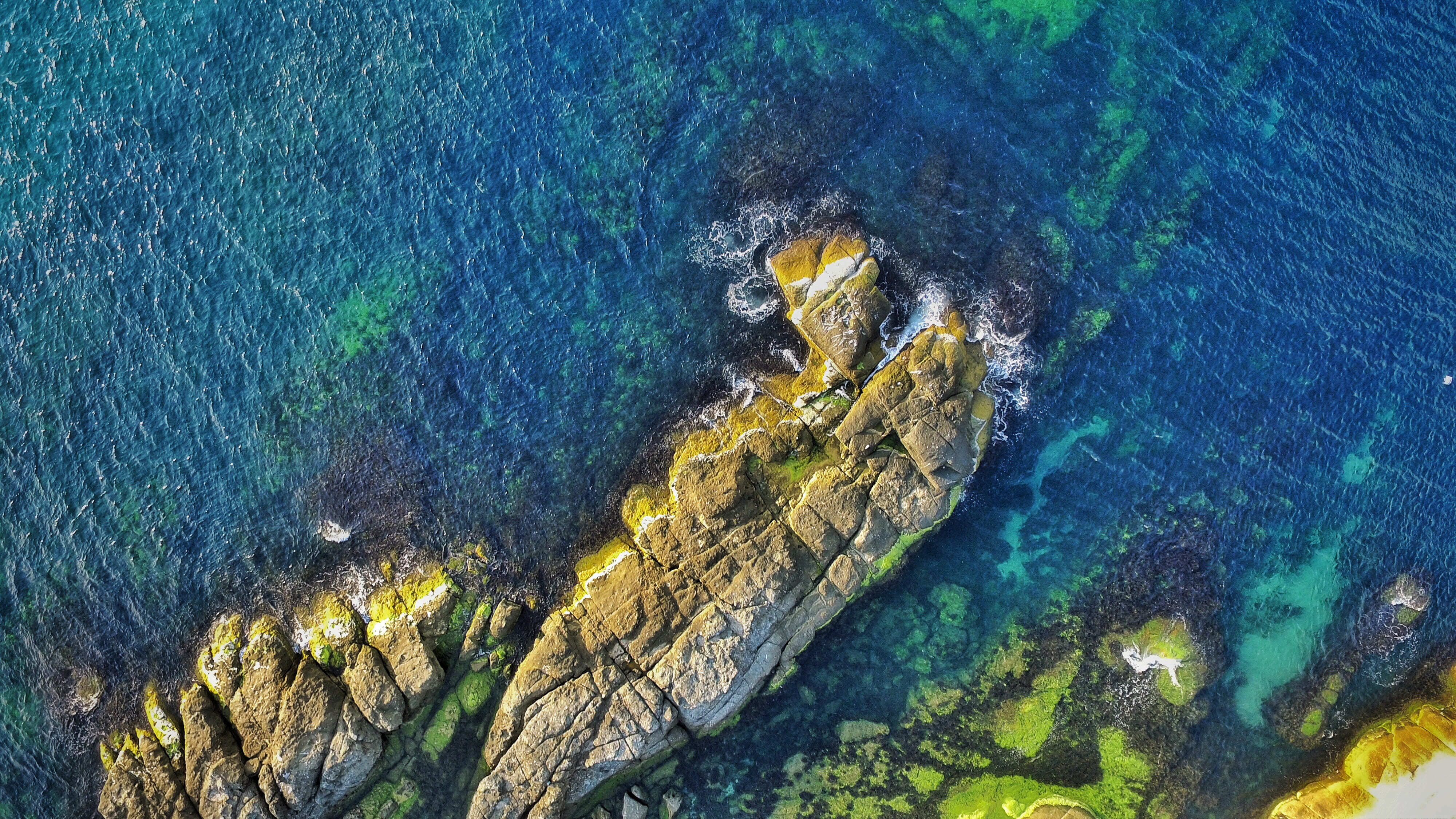 nature, turquoise colored, solid, shoreline, tranquility, sun, rock, land, drone view, view, aerial, stone, cape, daytime, sea, body, no people, blue, rock - object, HD Wallpaper
