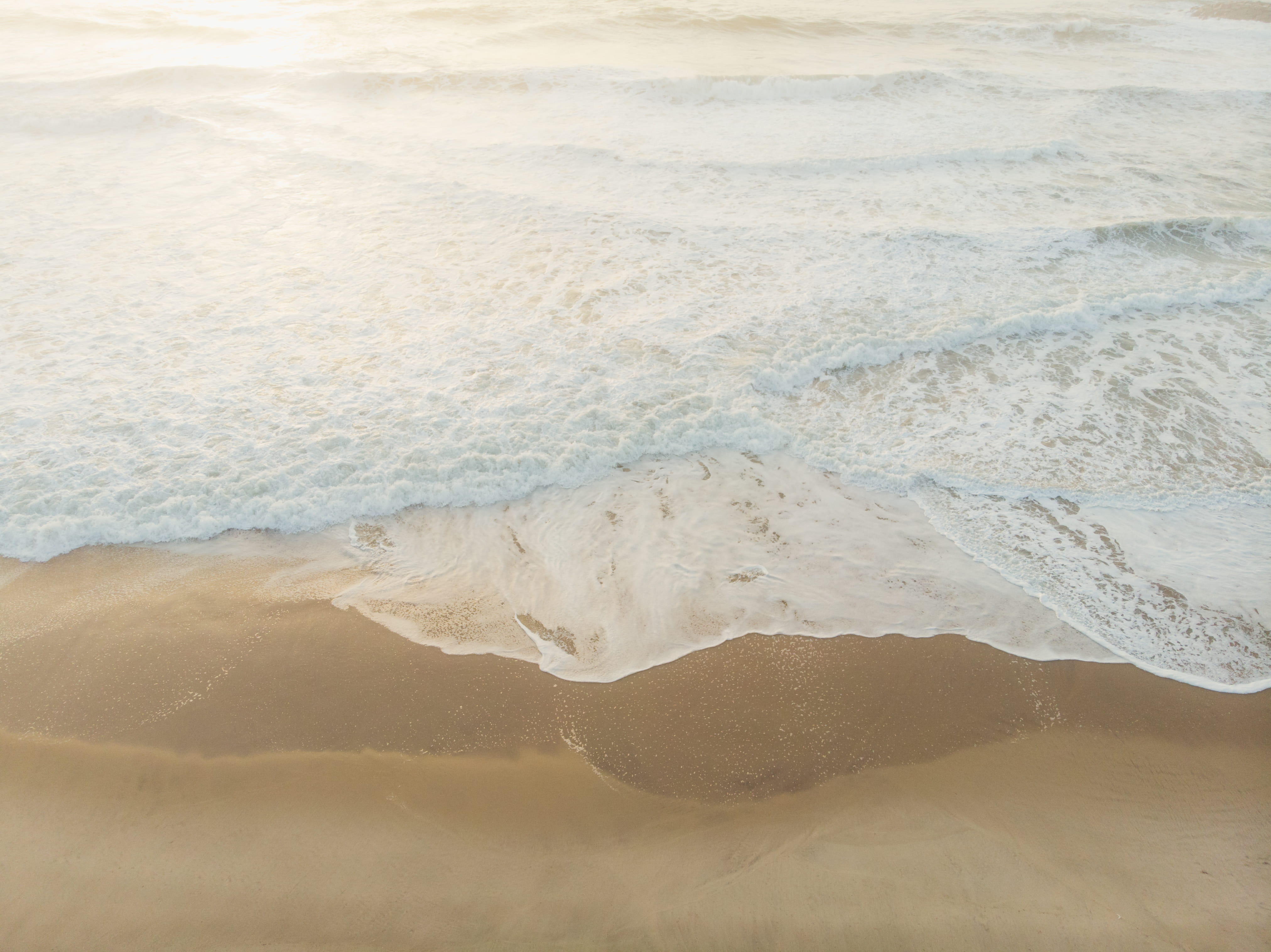 day, arid climate, scenics - nature, skin, dune, 4K, aerial, footprint, motion, surfing, shoreline, scenery, beauty in nature, sand, landscape, sea waves, HD Wallpaper
