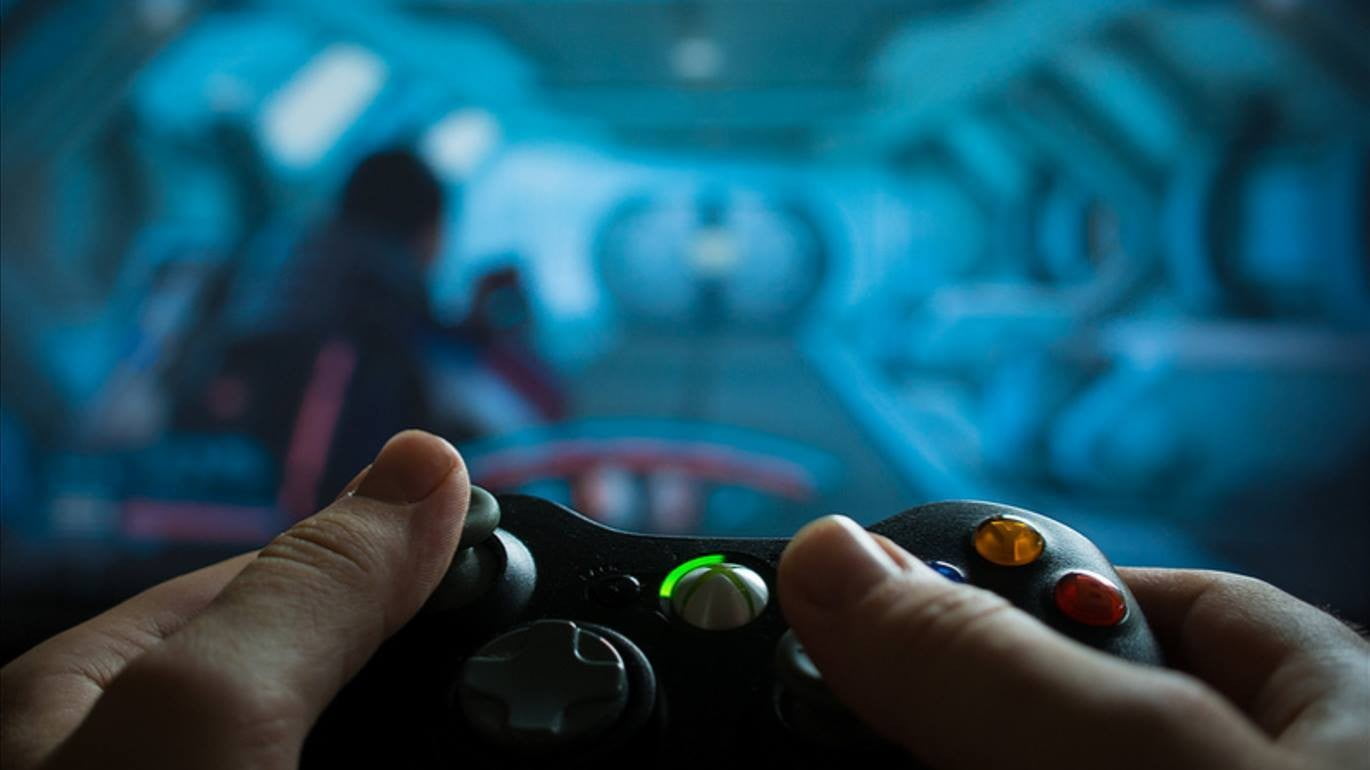 finger, controllers, close-up, hand, focus on foreground, dark, 720P, one person, body part, indoors, holding, human finger, video games, xbox, science, HD Wallpaper