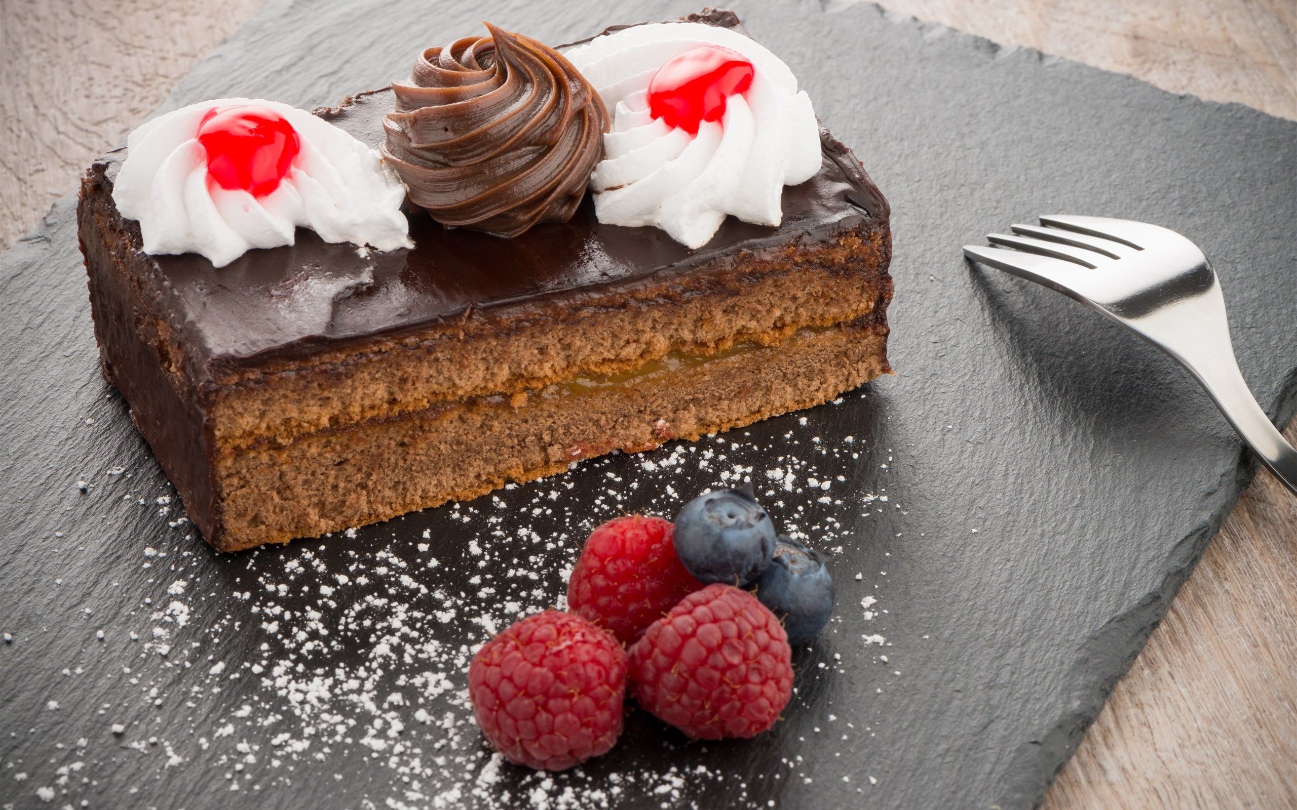 Cream, Food, Berries, Cake, 2K, Chocolate, HD Wallpaper