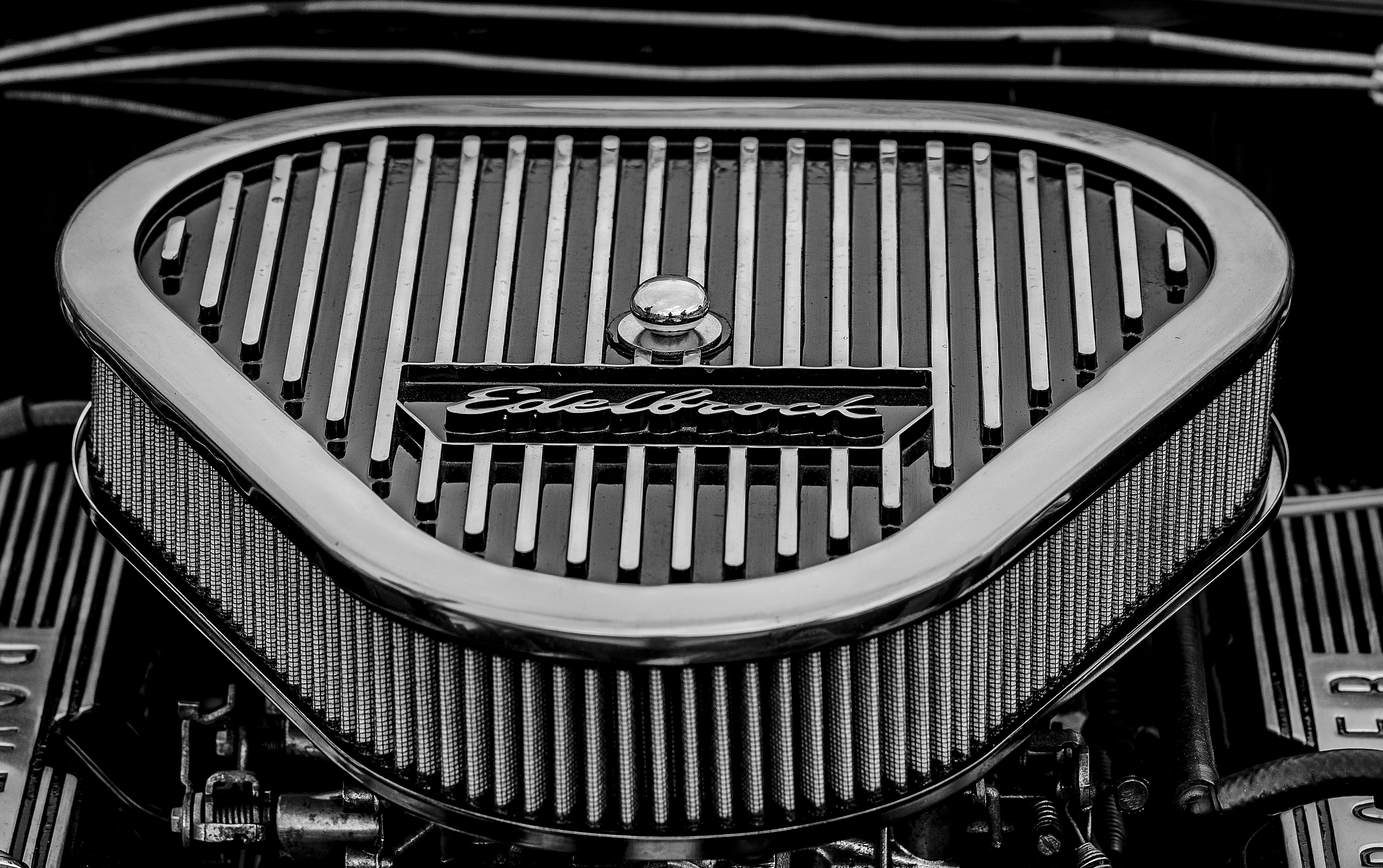 white, 4K, metal, technology, travel, photography, nerivill1, art, sunlight, automobile, black, old, no people, edelbrock, transportation, vintage, high angle view, HD Wallpaper