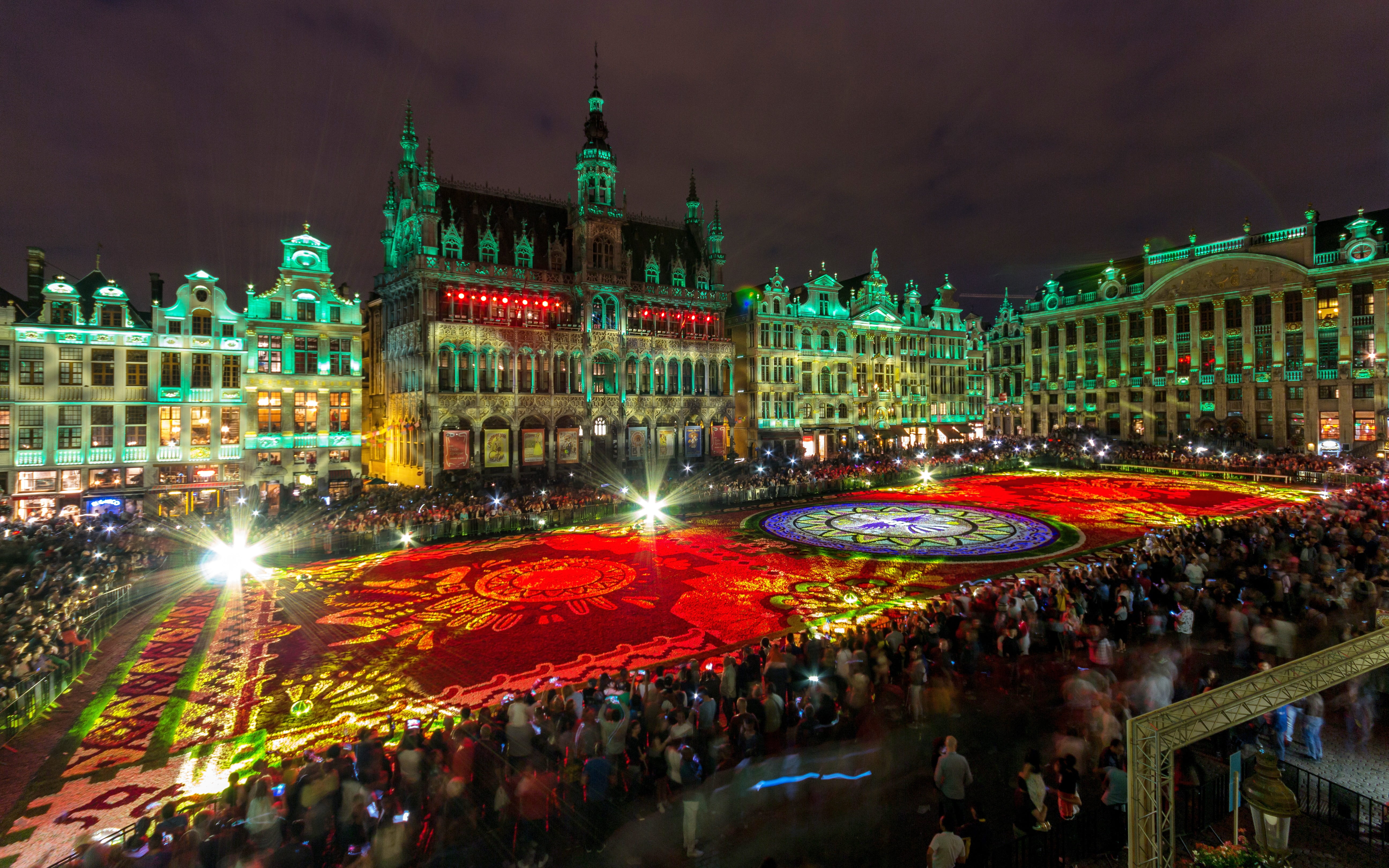 europe, belgique, 5K, flower carpet, light, real people, long exposure, glowing, night, flower, architecture, large group of people, travel, group of people, HD Wallpaper