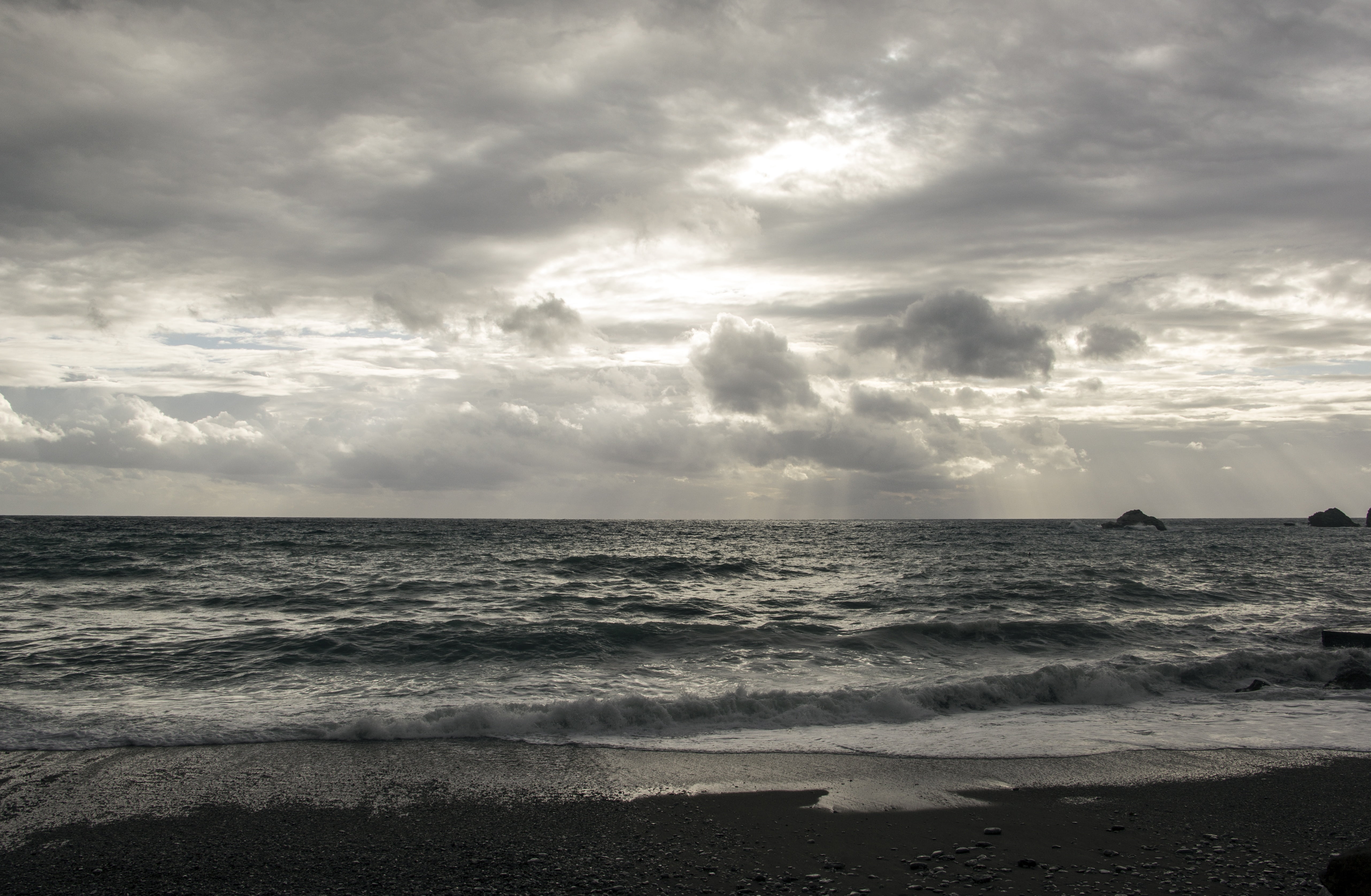 clouds, scenics - nature, nature, ocean, motion, cloud - sky, no people, sky, coast, waves, beach, blue, natural, horizon over water, idyllic, rock, reflection, HD Wallpaper
