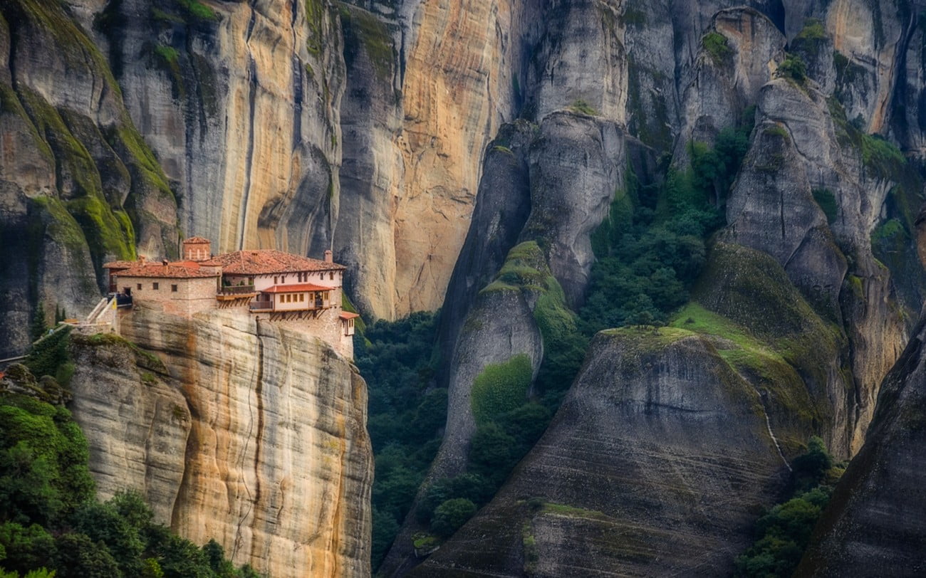 low angle view, cliff, building exterior, outdoors, rock formation, rock, concrete, architecture, scenics - nature, beauty in nature, nature, Meteora, mountains, HD Wallpaper