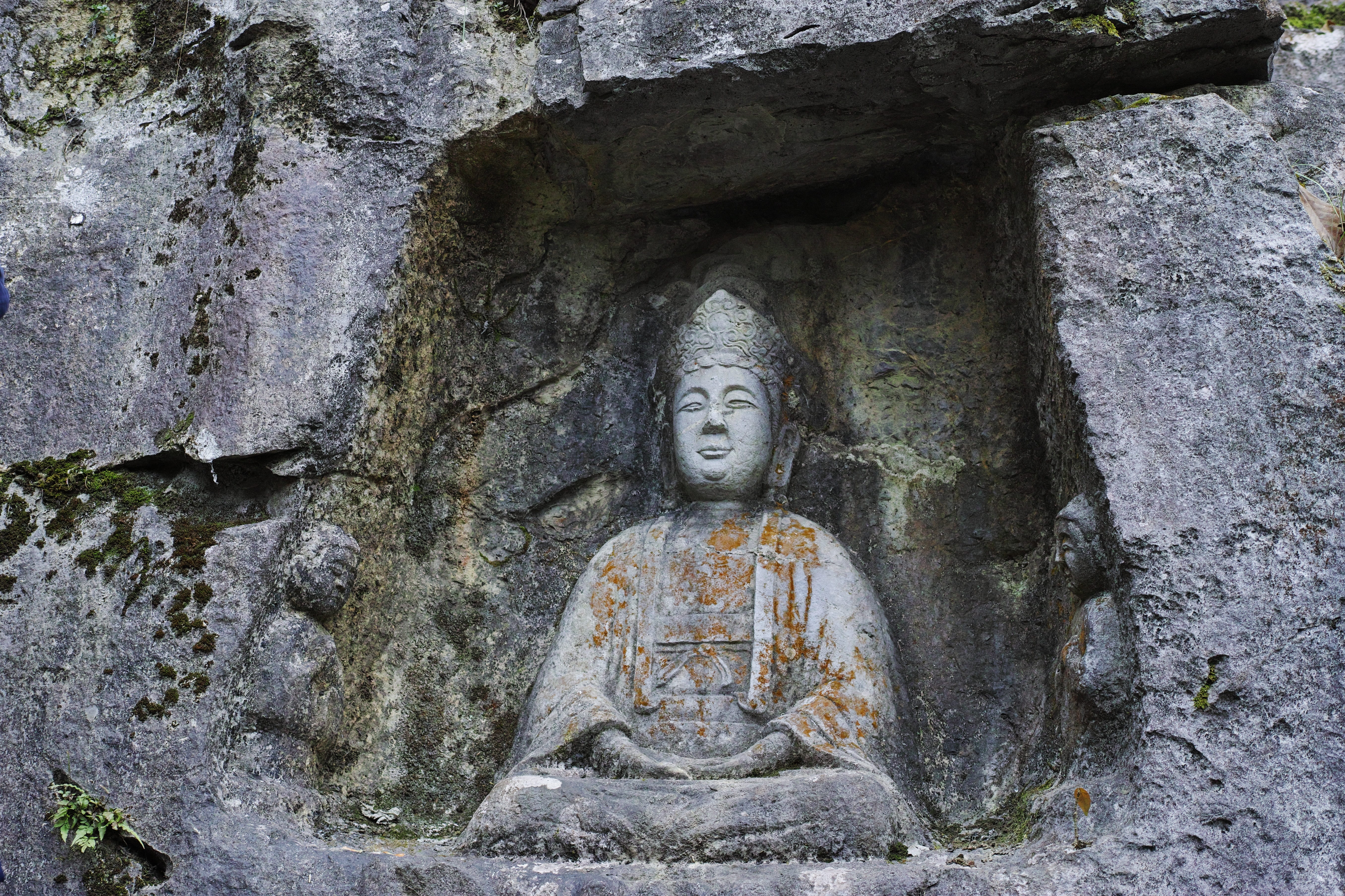 art and craft, built structure, creativity, architecture, day, buddhist, male likeness, spirituality, building, human representation, stone carving, representation, HD Wallpaper