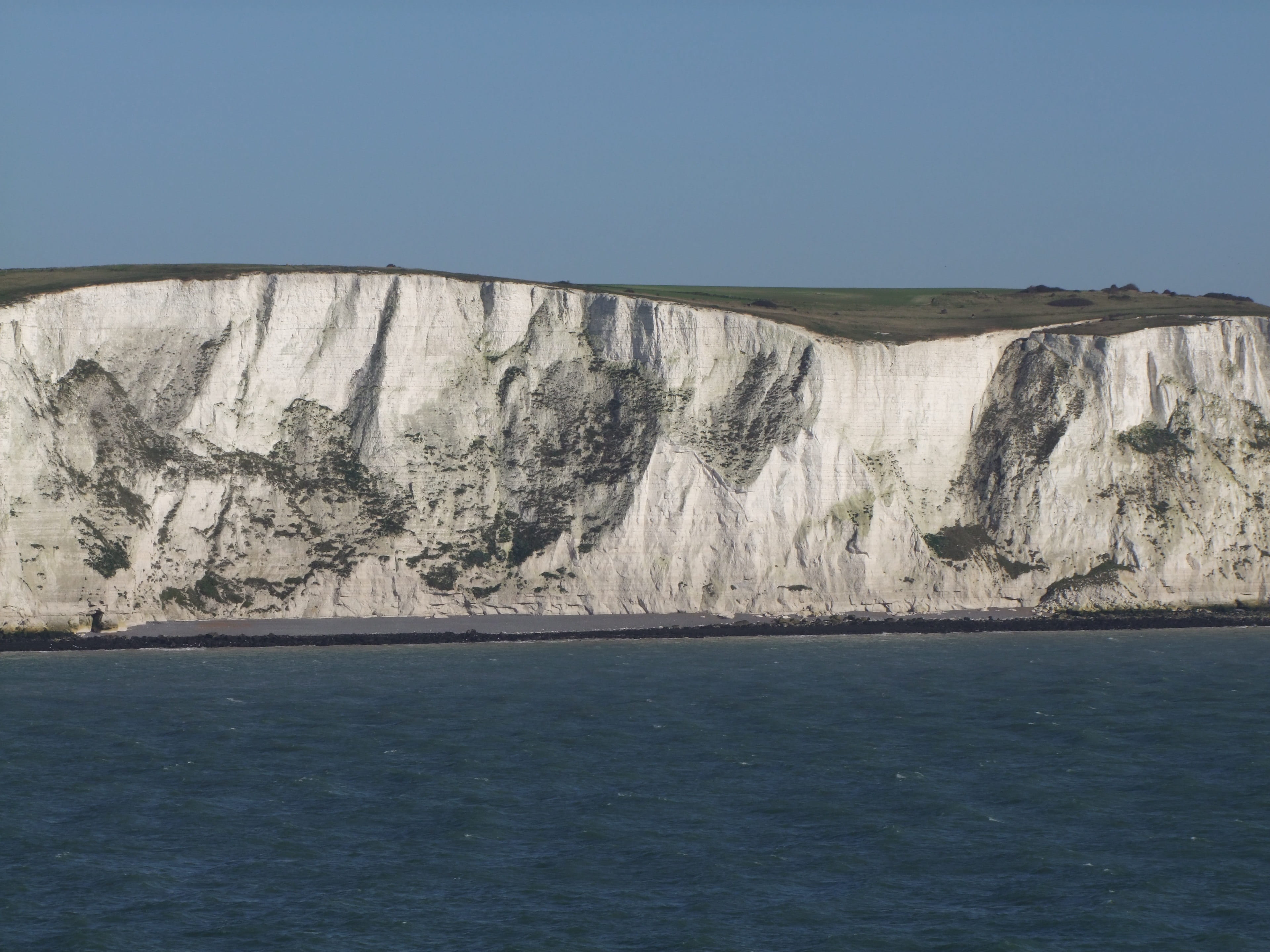solid, Coast, england, outdoors, hydroelectric power, sea, clear sky, rock, dam, beauty in nature, nature, waterfront, day, Dover, cliff, rock - object, HD Wallpaper
