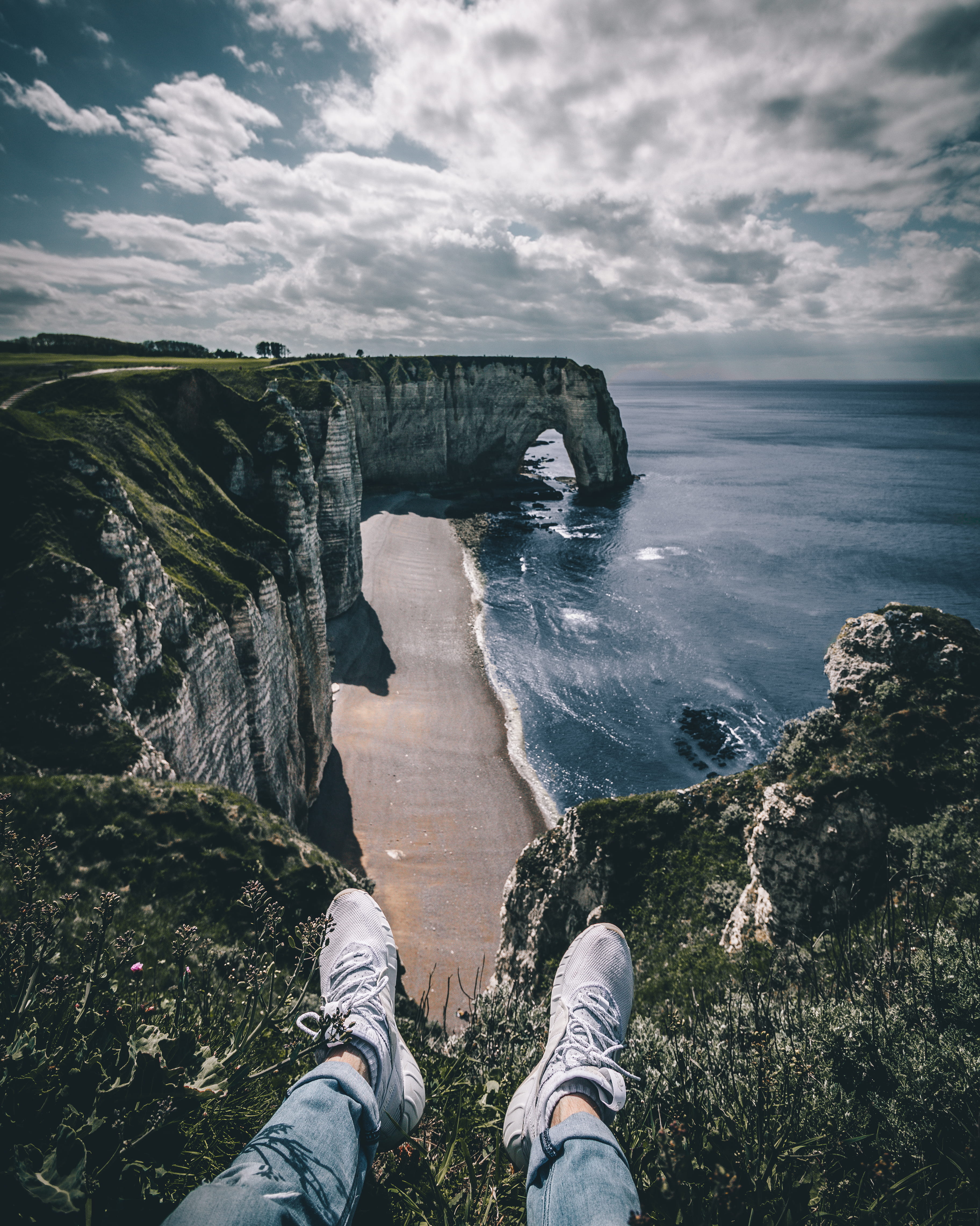 landscape, sea, day, near, water, canon, rocky cliff, cloud, outdoors, rock, body, 4K, france, etretat, hanging shoe, people, normandie, flowing water, Phone HD Wallpaper