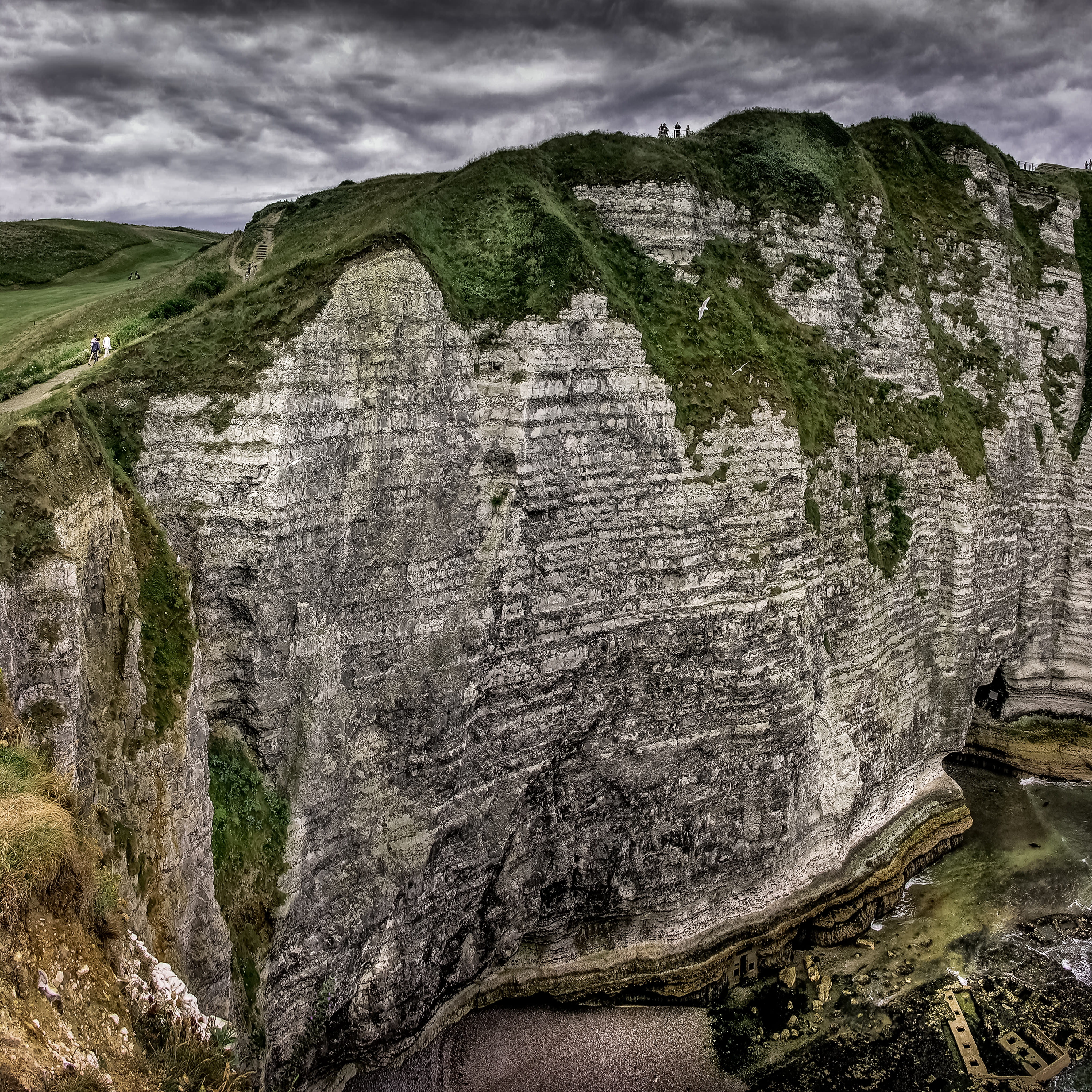 nature, no people, outdoors, rock - object, eroded, tranquility, rock formation, france, mountain, land, frankreich, cliff, étretat, cloud - sky, environment, Phone HD Wallpaper