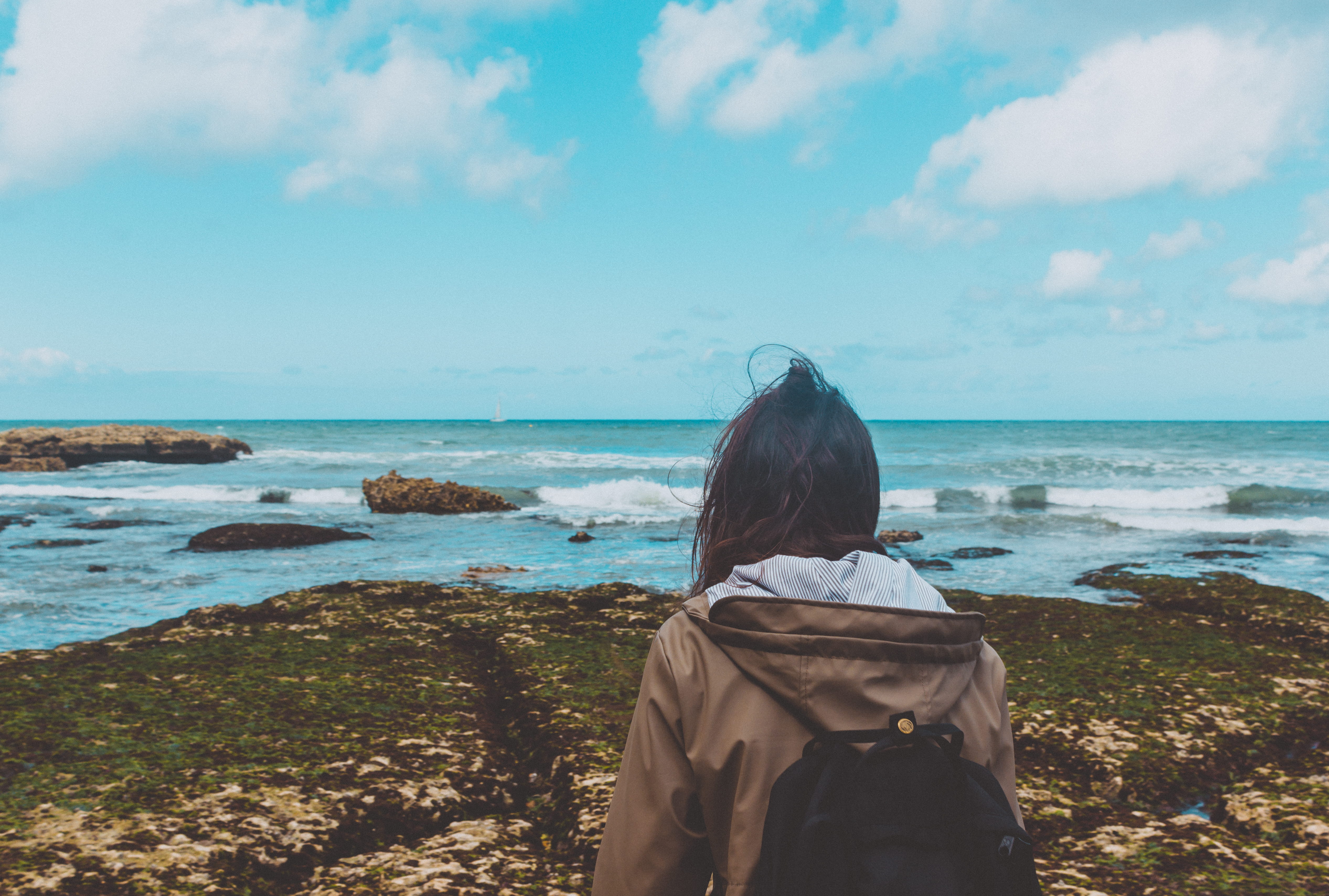 beauty in nature, girl, zara, beach, lifestyles, sky, real people, land, europe, hair, la manche, stones, one person, wind, nature, lichen, leisure activity, HD Wallpaper