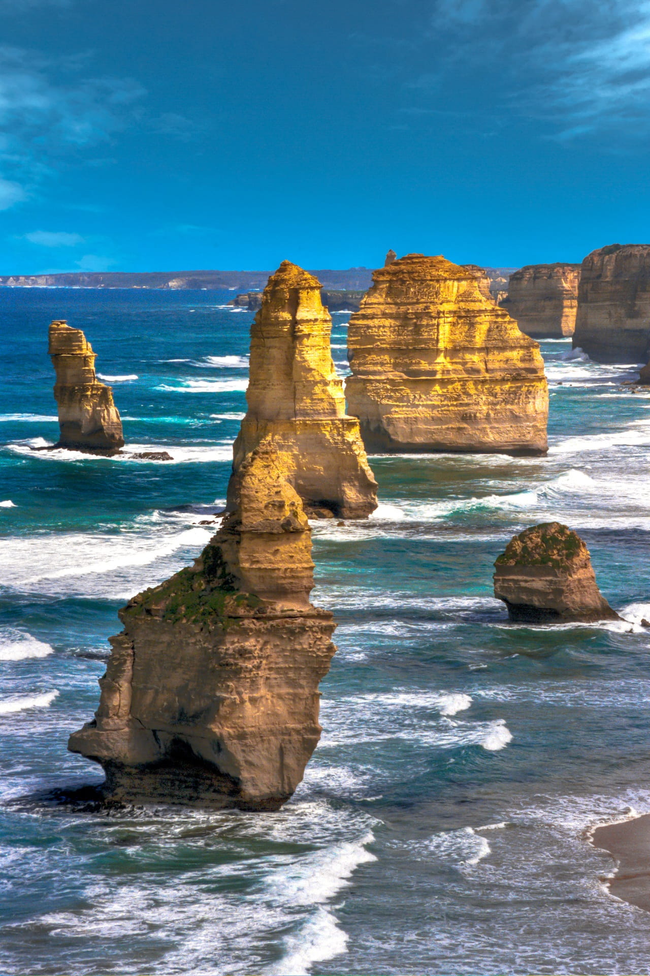 rocky hill, rock formation, wave, scenics - nature, horizon over water, rock, rock - object, surf, non-urban scene, 12 Apostles, land, tranquil scene, day, Phone HD Wallpaper