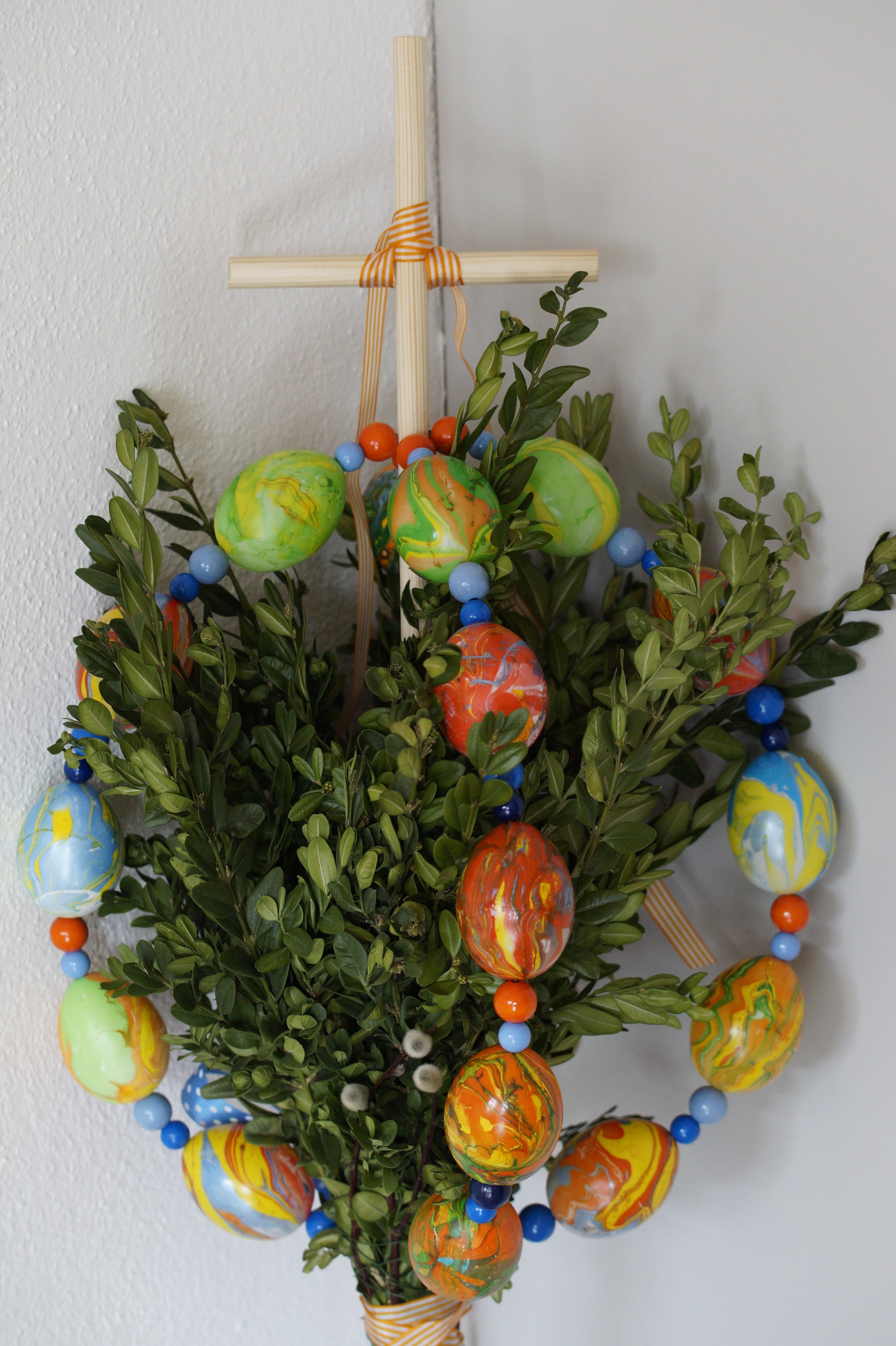 freshness, catholic, religious, cross, decoration, faith, palm sunday, bouquets, christ, dedicated to, high angle view, green color, multi colored, hand palm, Phone HD Wallpaper