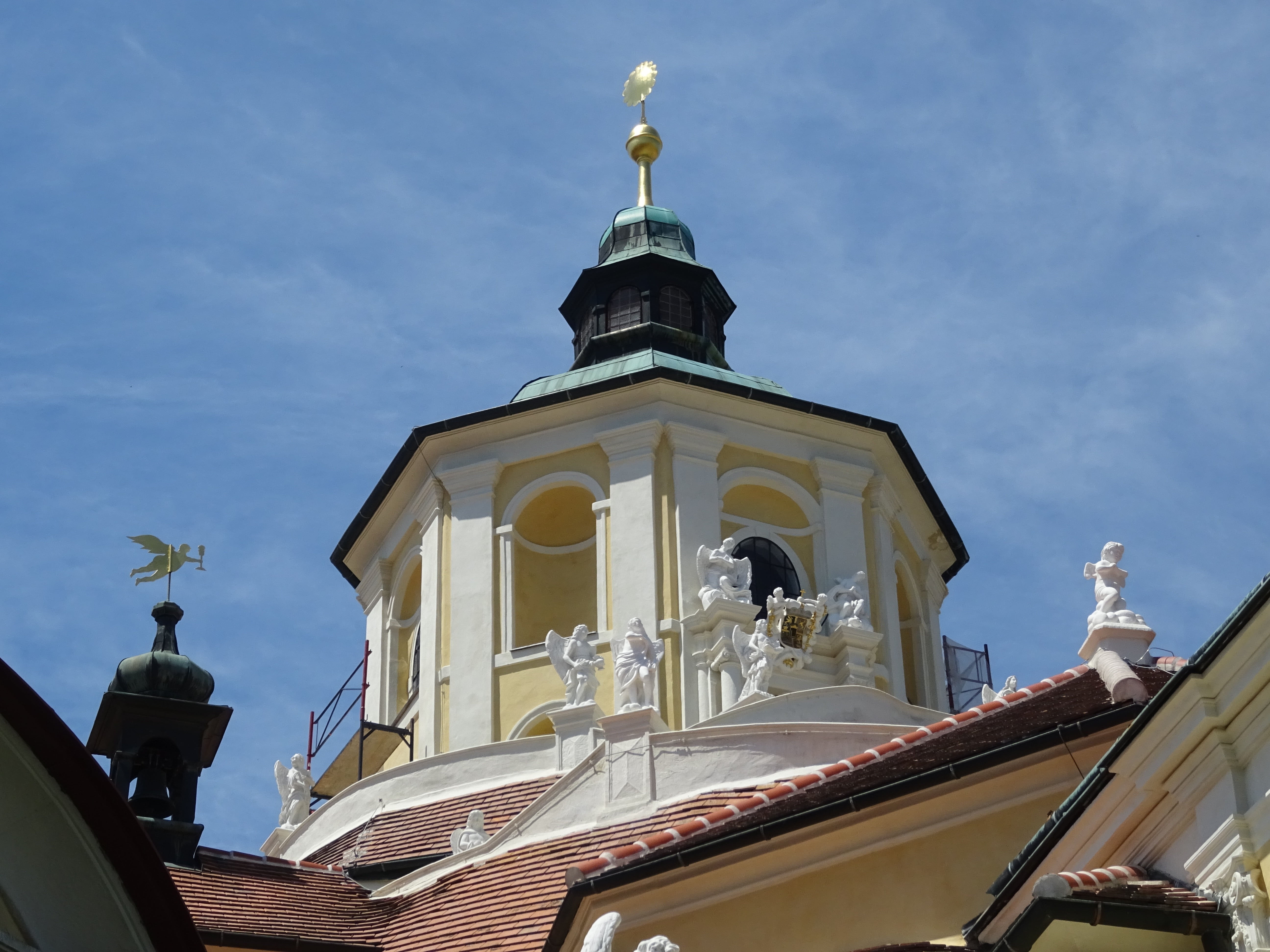 röm-kath, sky, giant church, building, religion, place of worship, belief, no people, oberberg, calvary church, hochbarok, spirituality, cloud - sky, eisenstadt-oberberg, HD Wallpaper