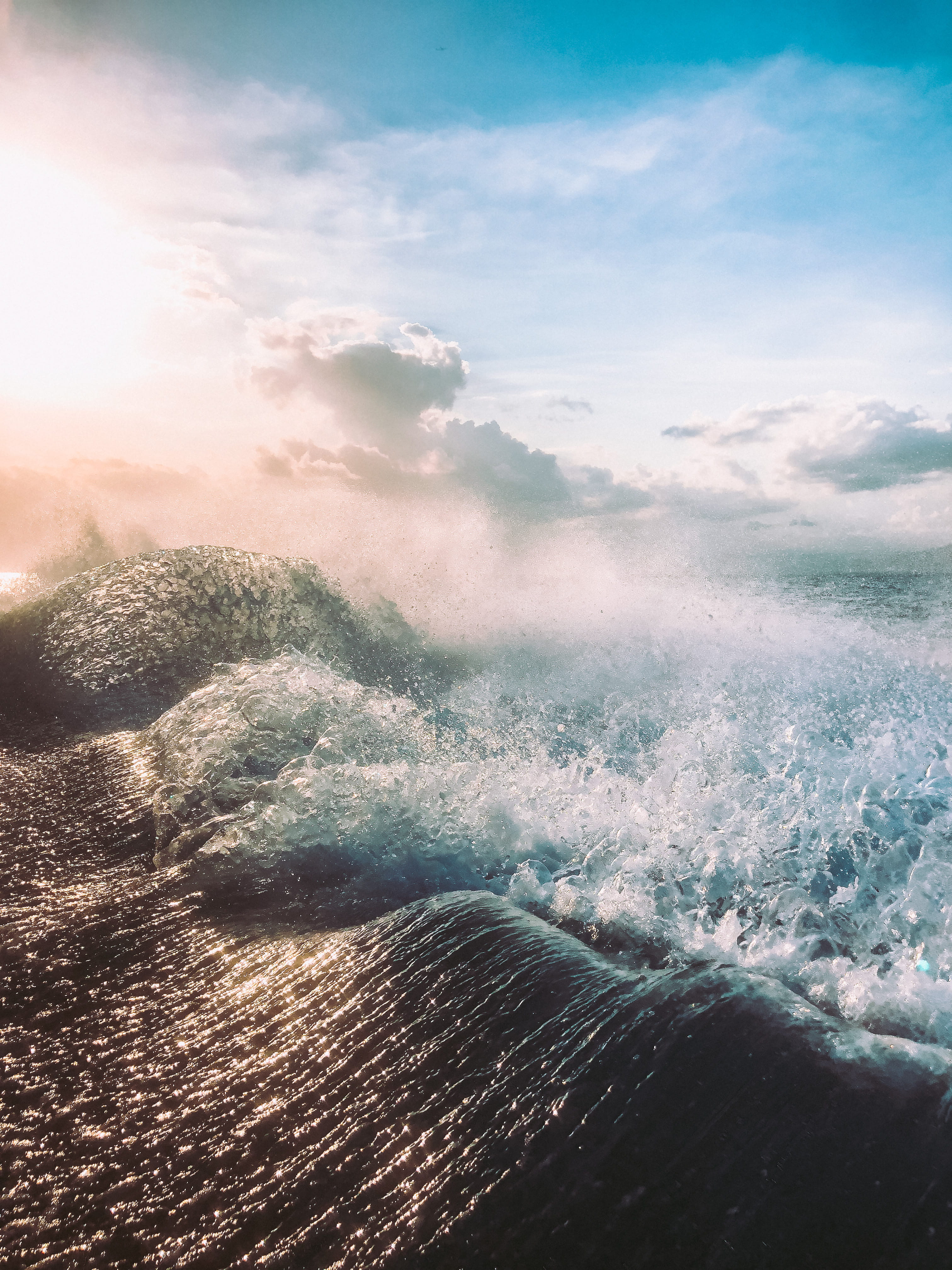 nusa penida beach, no people, flowing, 4K, sea, motion, nature, ocean, cloud - sky, outdoors, power in nature, sunlight, aquatic sport, non-urban scene, Phone HD Wallpaper