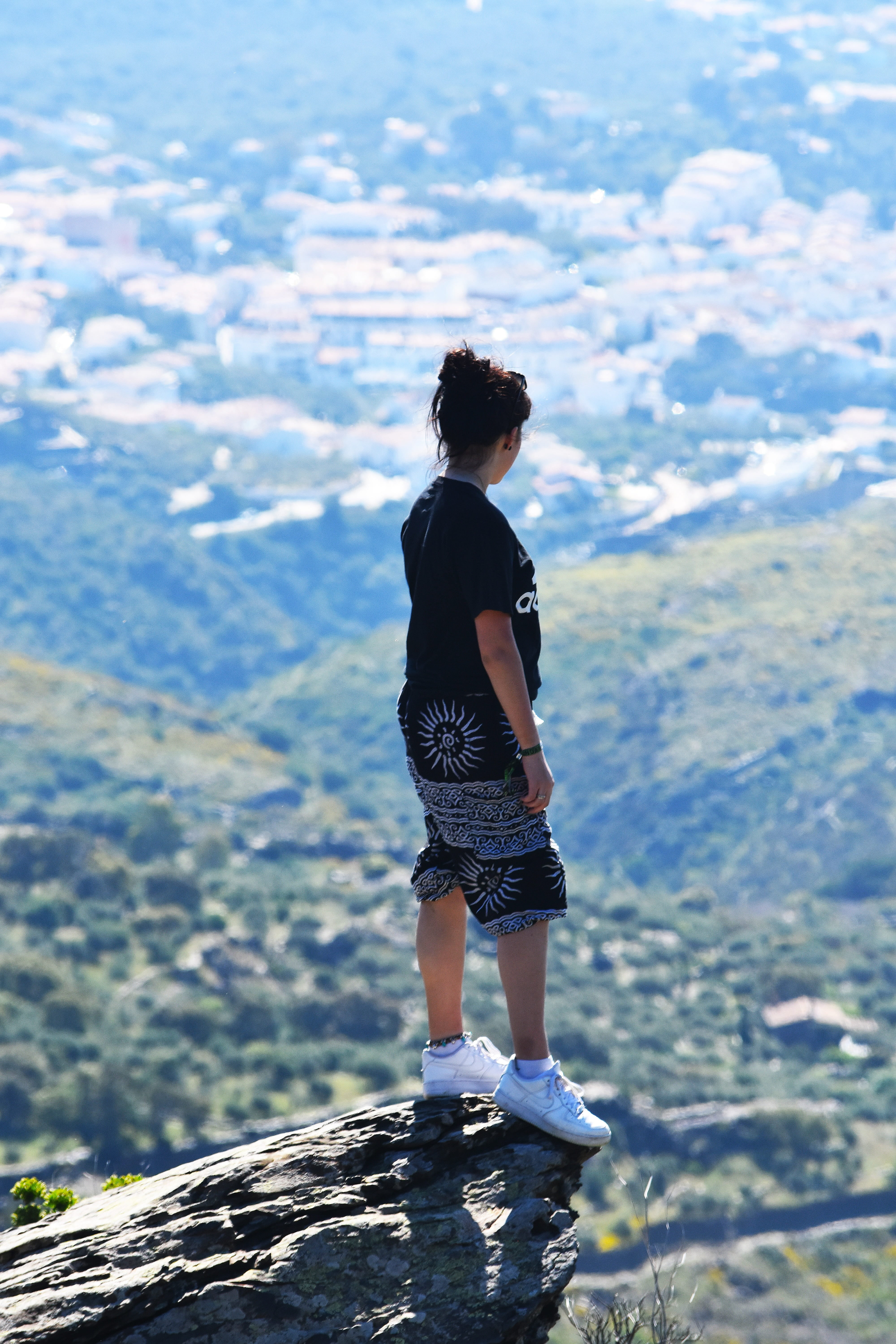 edge, gradient, journey, adults only, mountain range, people, time, sport, activity, scenics - nature, cliff edge, focus on foreground, hairstyle, young, Phone HD Wallpaper