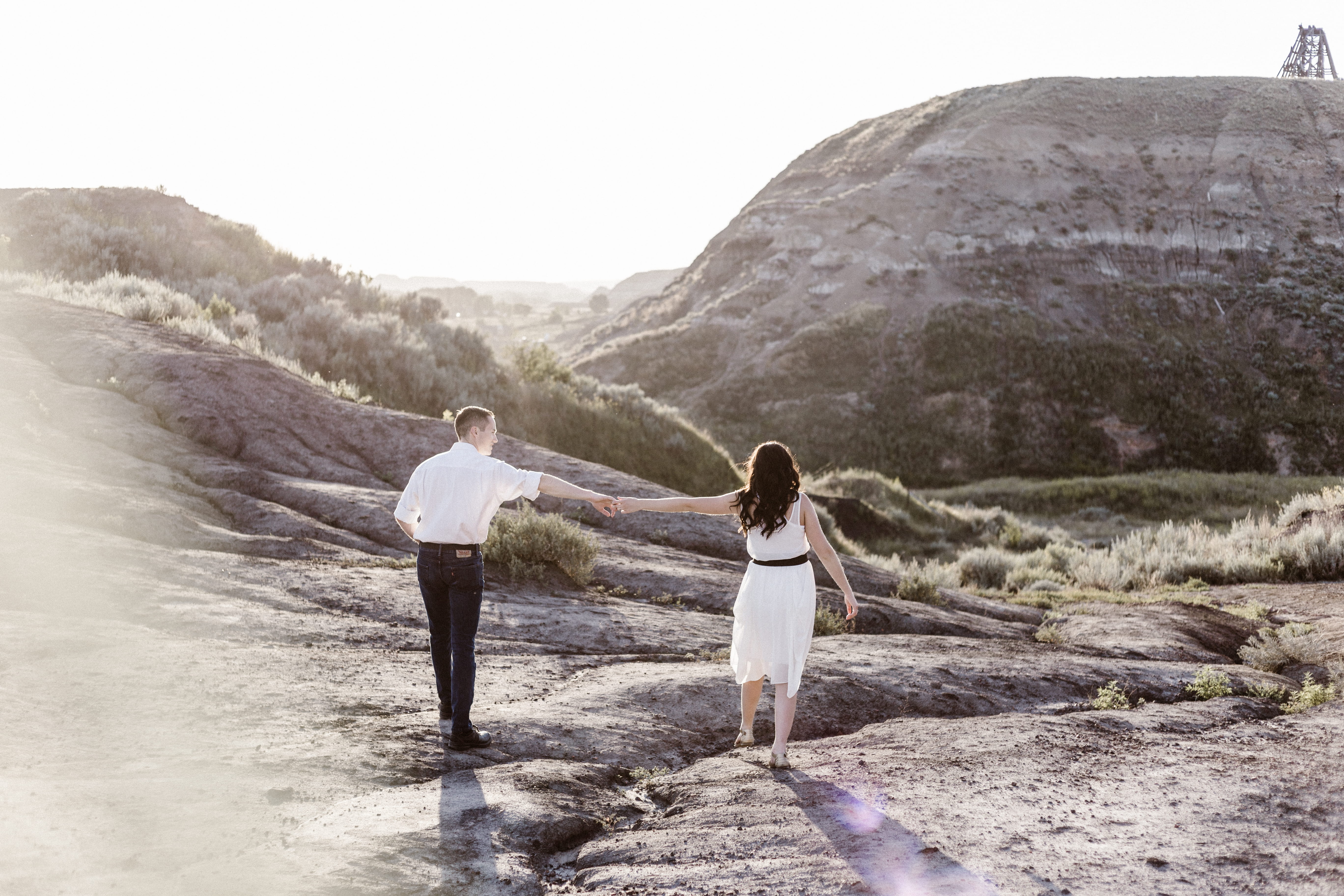 coastline, color Image, image Technique, 5K, land, two People, woman, young Women, heterosexual Couple, young adult, bonding, time Of Day, rear view, couple - relationship, HD Wallpaper