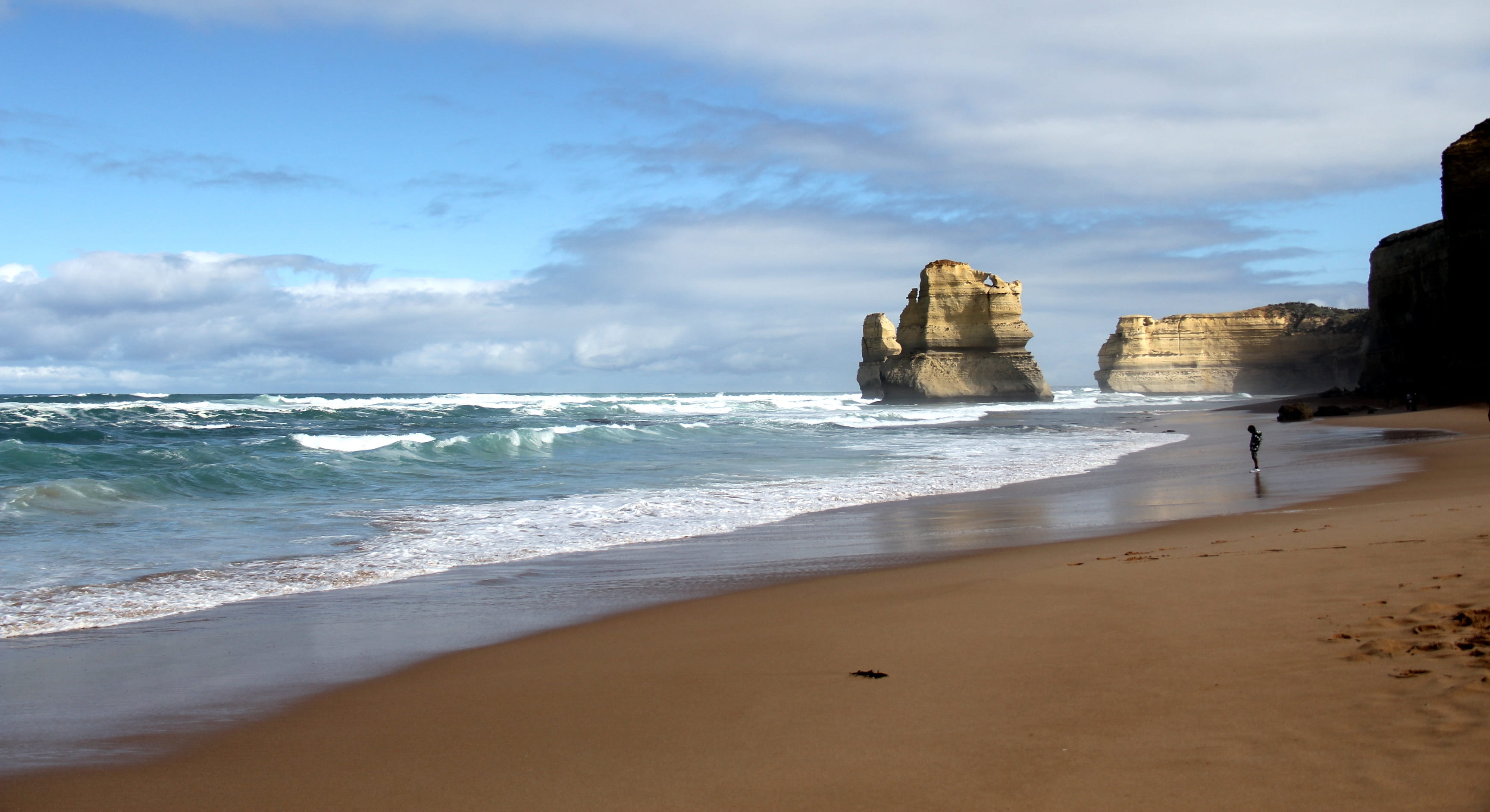 summer, twelve, water, beauty in nature, day, victoria, wave, horizon over water, beach, melbourne, stone, cliff, australia, horizon, travel, cloud - sky, HD Wallpaper