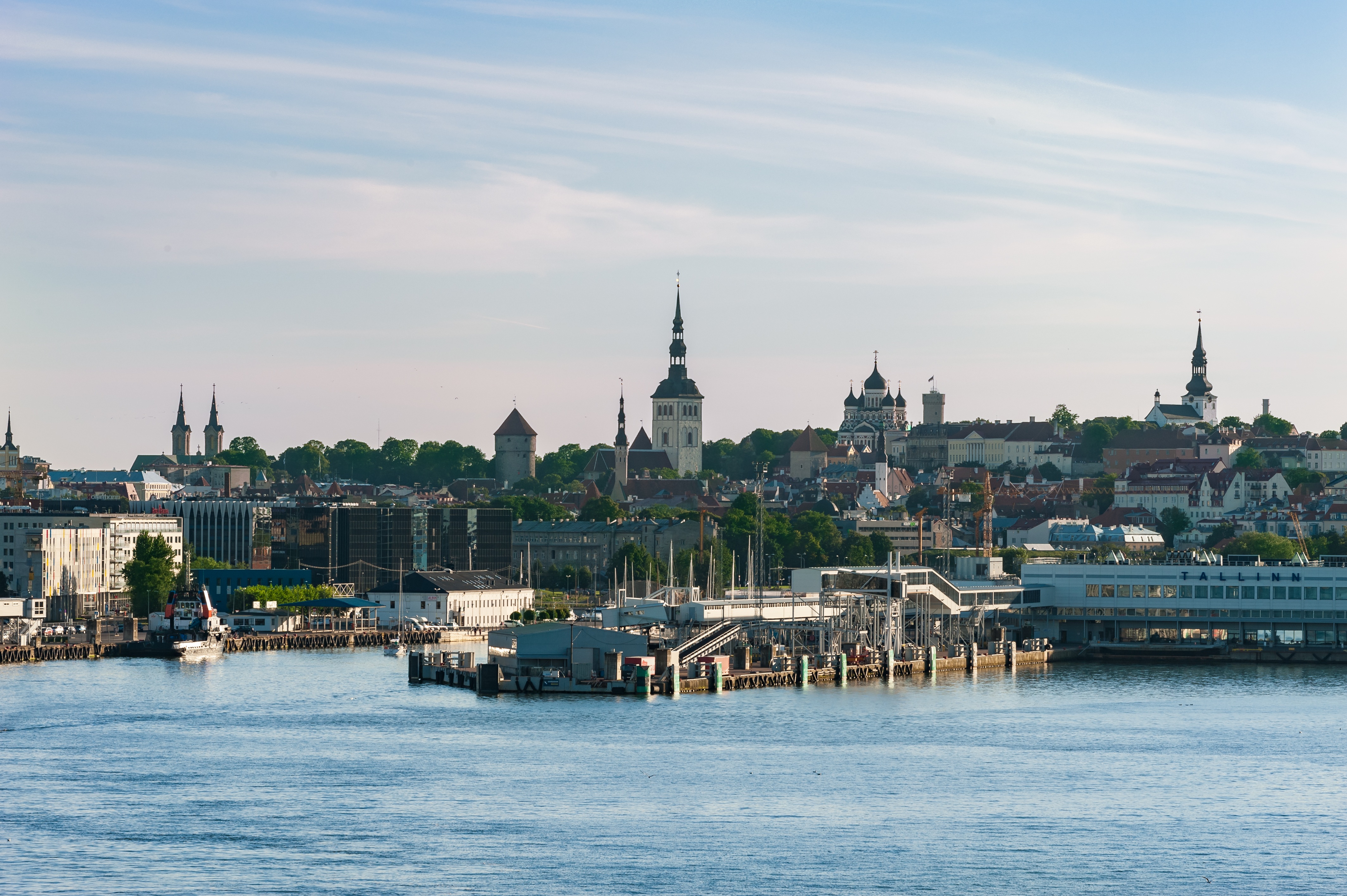 spirituality, spire, estonia, building exterior, no people, architecture, landscape, buildings, building, water, skyline, religion, waterfront, built structure, HD Wallpaper