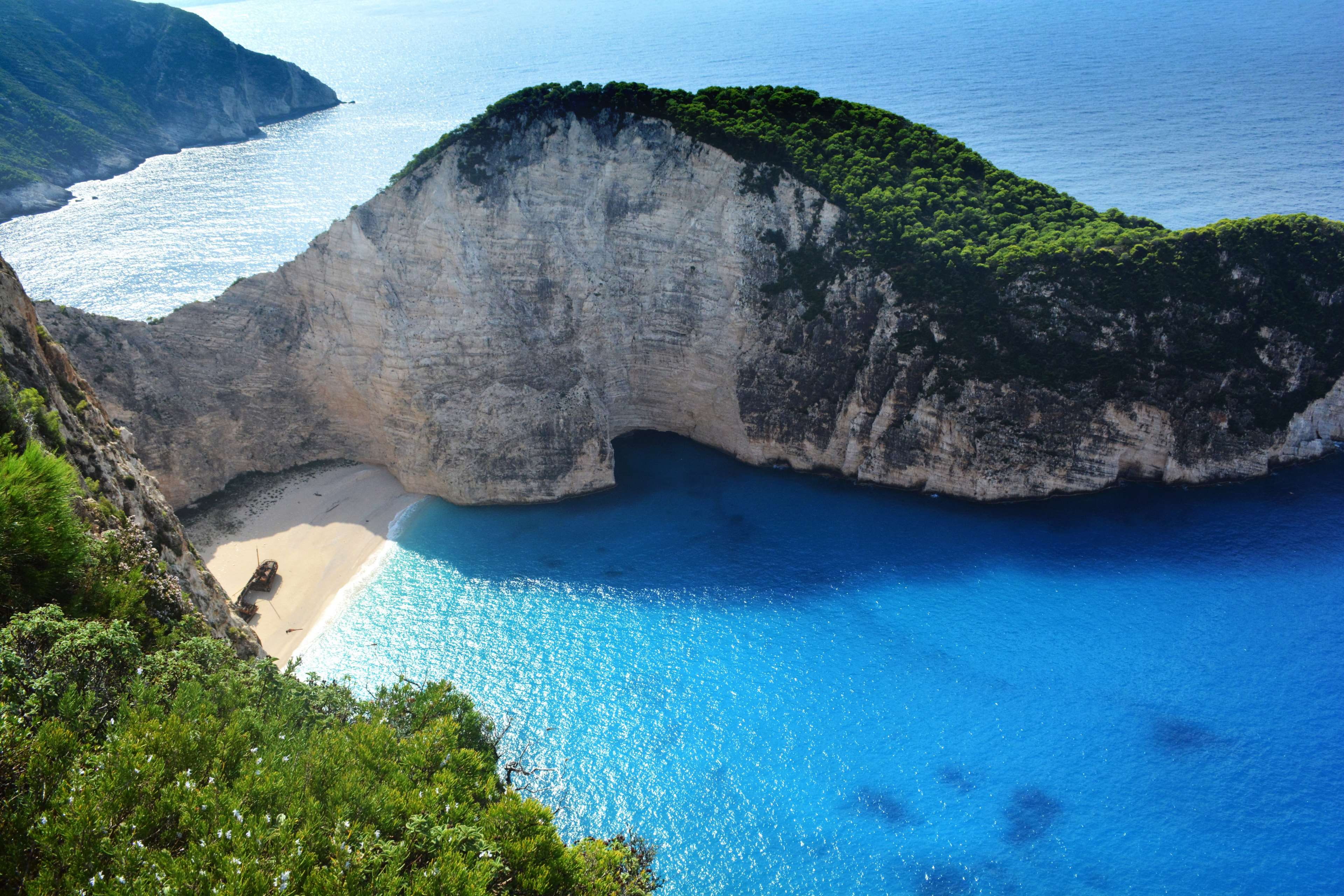 rock, cliff, idyllic, water, seashore, blue, tourism, bay, island, travel, paradise, tranquility, turquoise colored, landscape, tranquil scene, seascape, HD Wallpaper