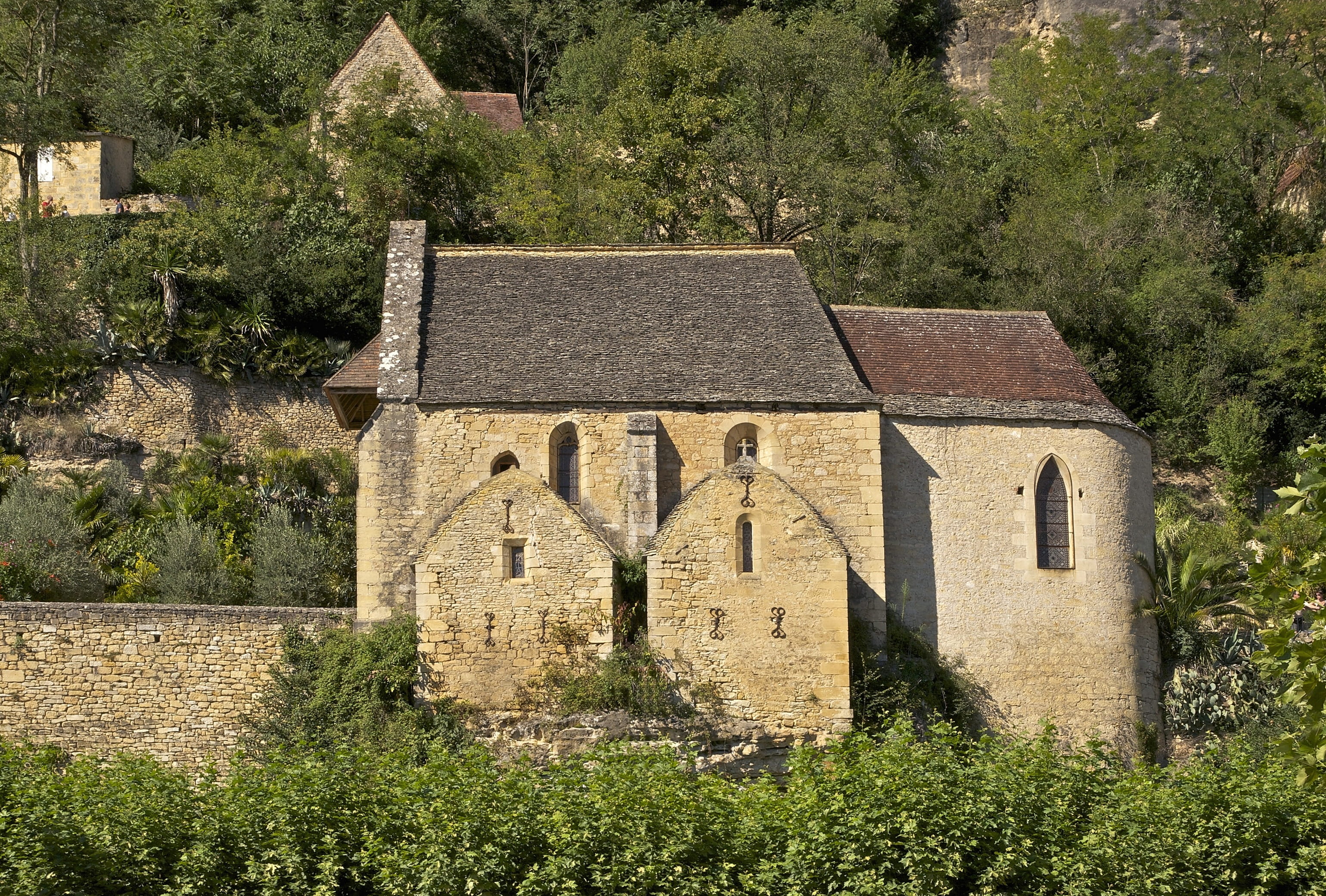 buildings, sunlight, stone, nature, plant, town, village, country, scenic, france, green color, landscape, trees, building exterior, 2K, growth, outside, HD Wallpaper