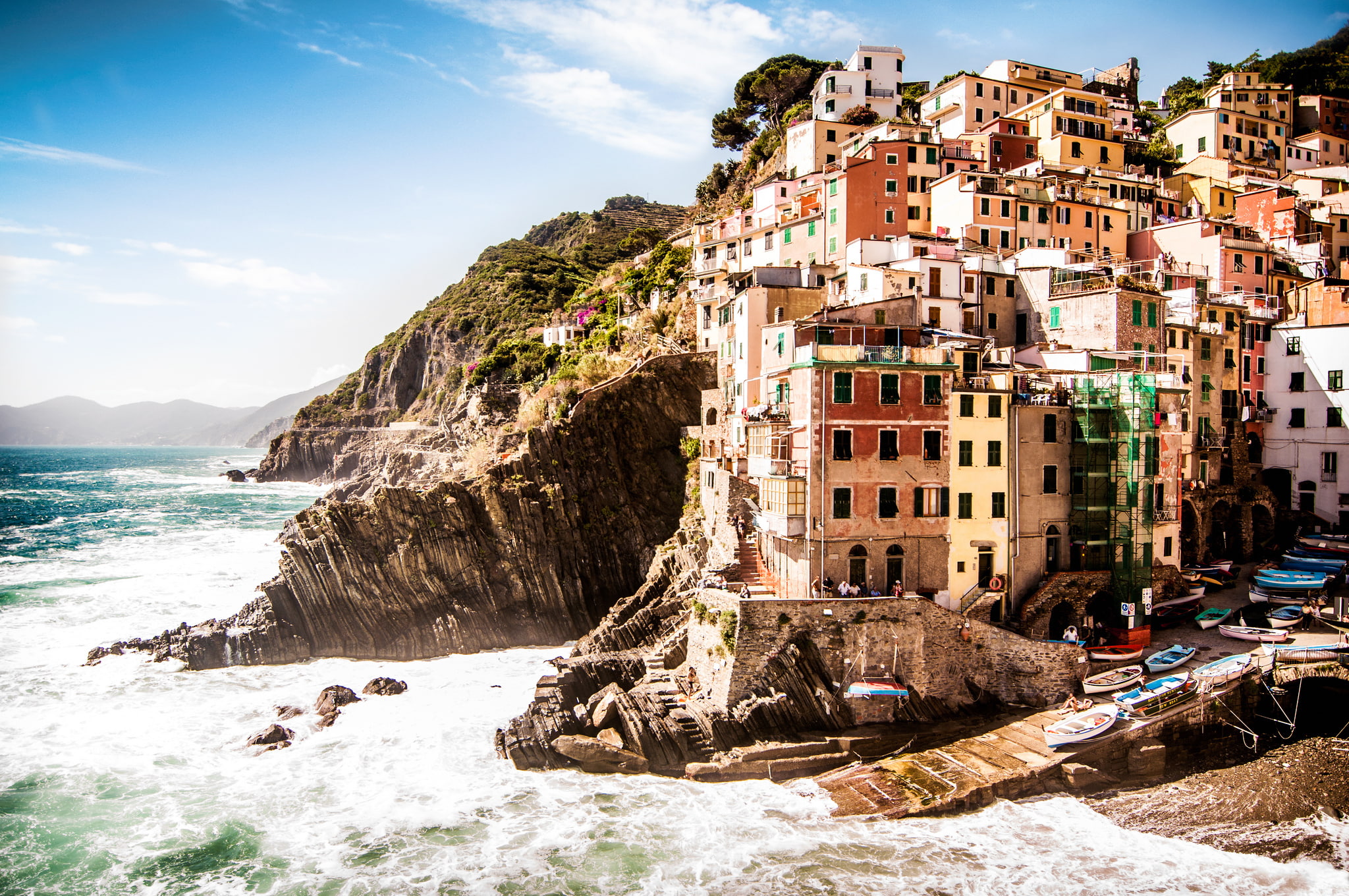 summer, rocks, seascape, house, incidental people, 1080P, built Structure, home, landscape, village, vacations, scenics, maranola, Italy, beach, beauty In Nature, HD Wallpaper