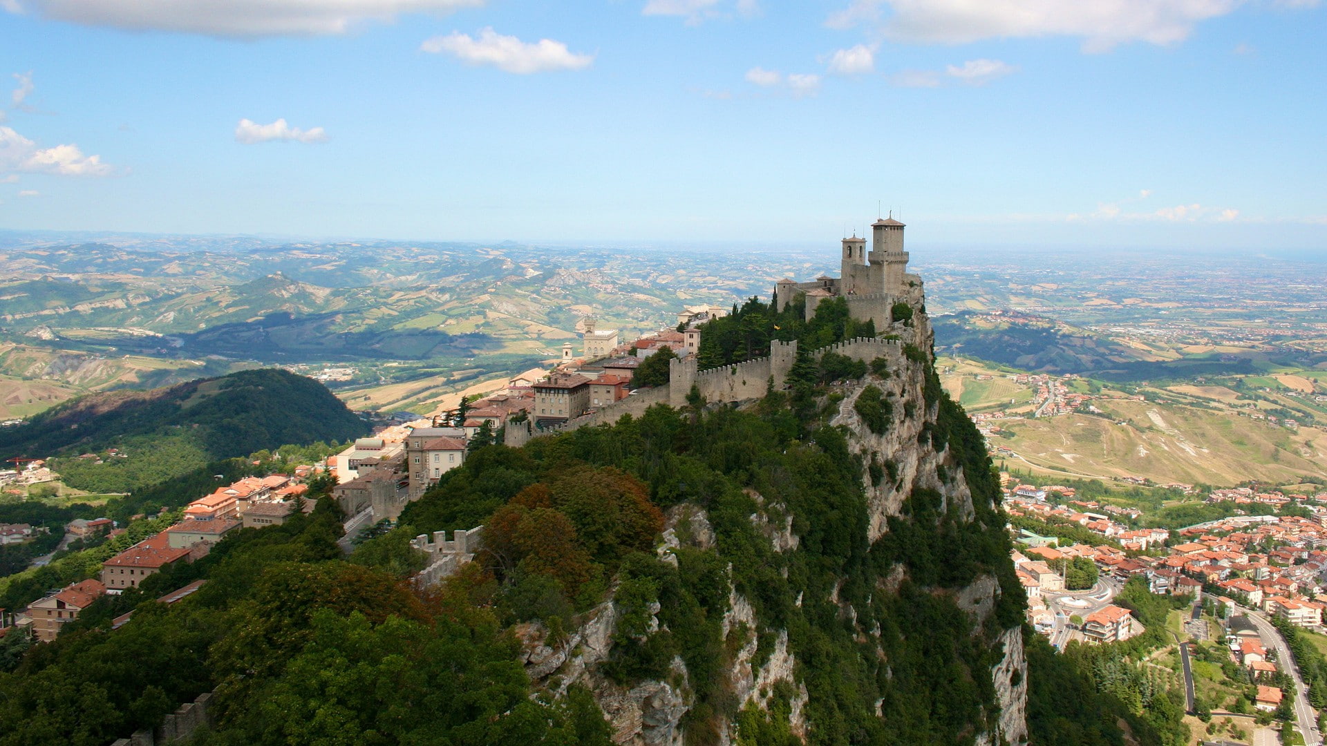 1080P, landscape  fortress  birds eye view  cliff  Guaita Fortress  castle  San Marino  horizon  village  nature, HD Wallpaper