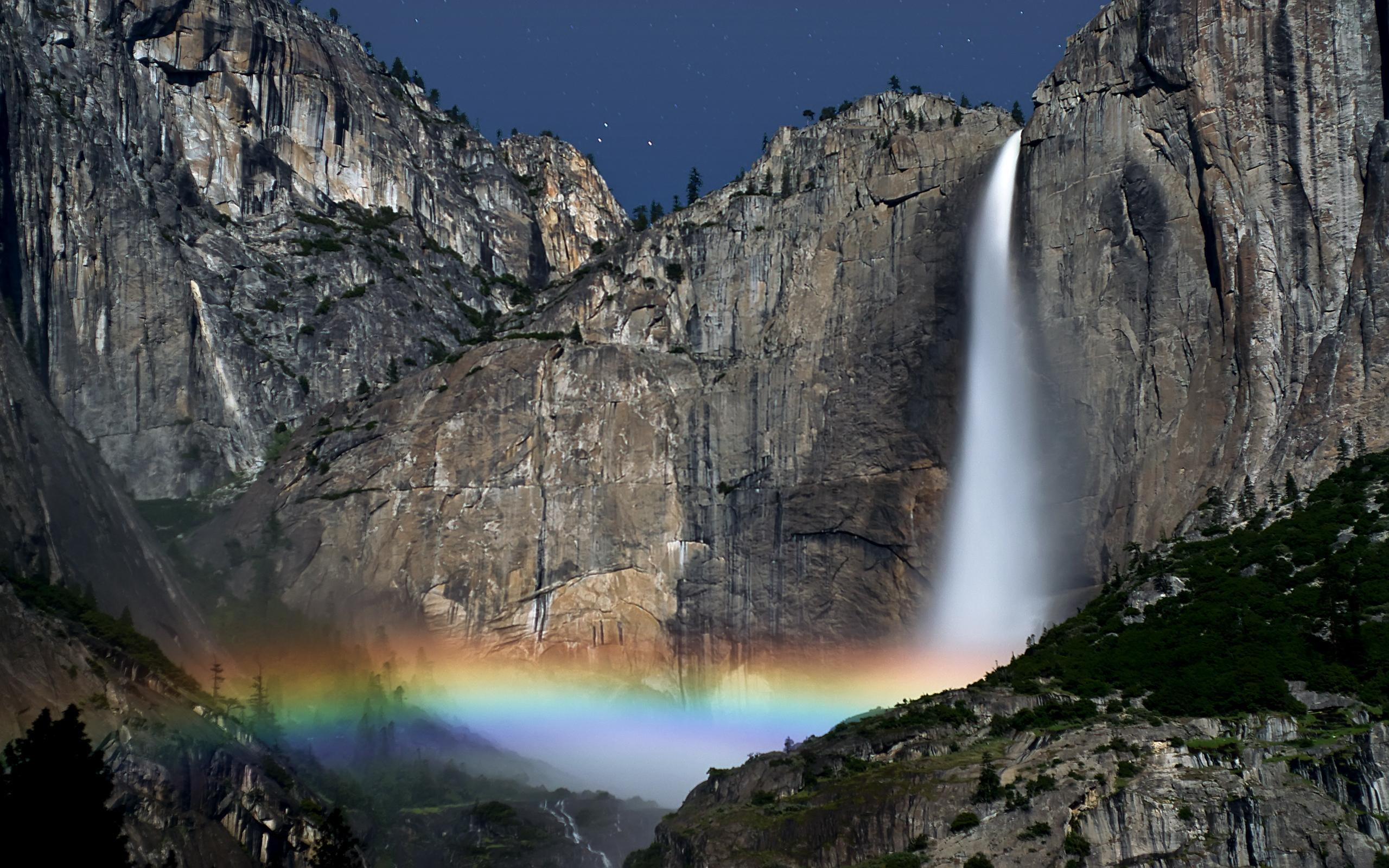 falls, park, 2K, yosemite, nature, amazing, national, waterfalls, rainbow, 3d and abstract, night, moonbow, beautiful, stars, HD Wallpaper