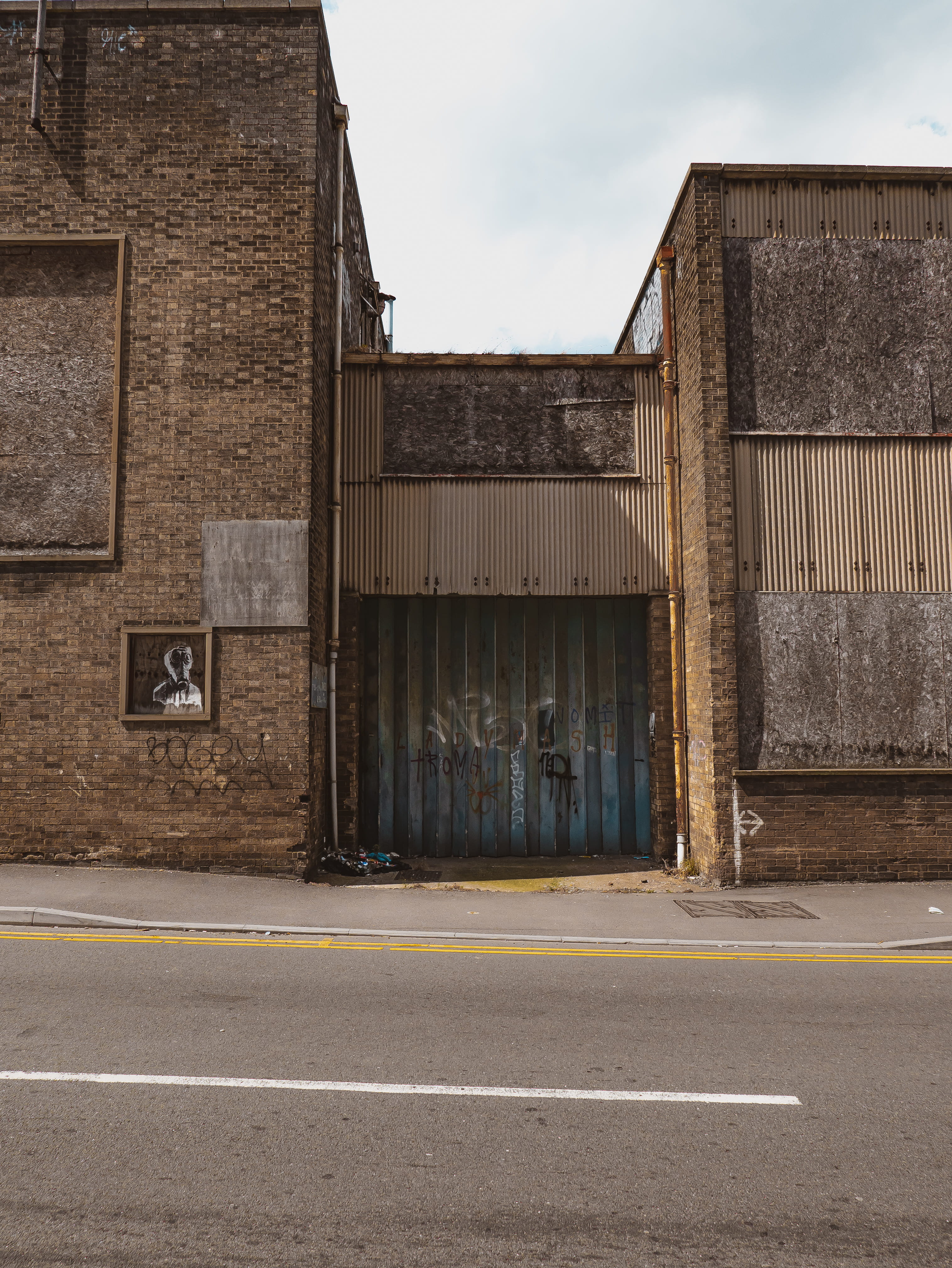 factory, building exterior, architecture, marking, structure, sign, graffiti, dividing line, brick, city, warehouse, metal, facade, sheffield, direction, Phone HD Wallpaper
