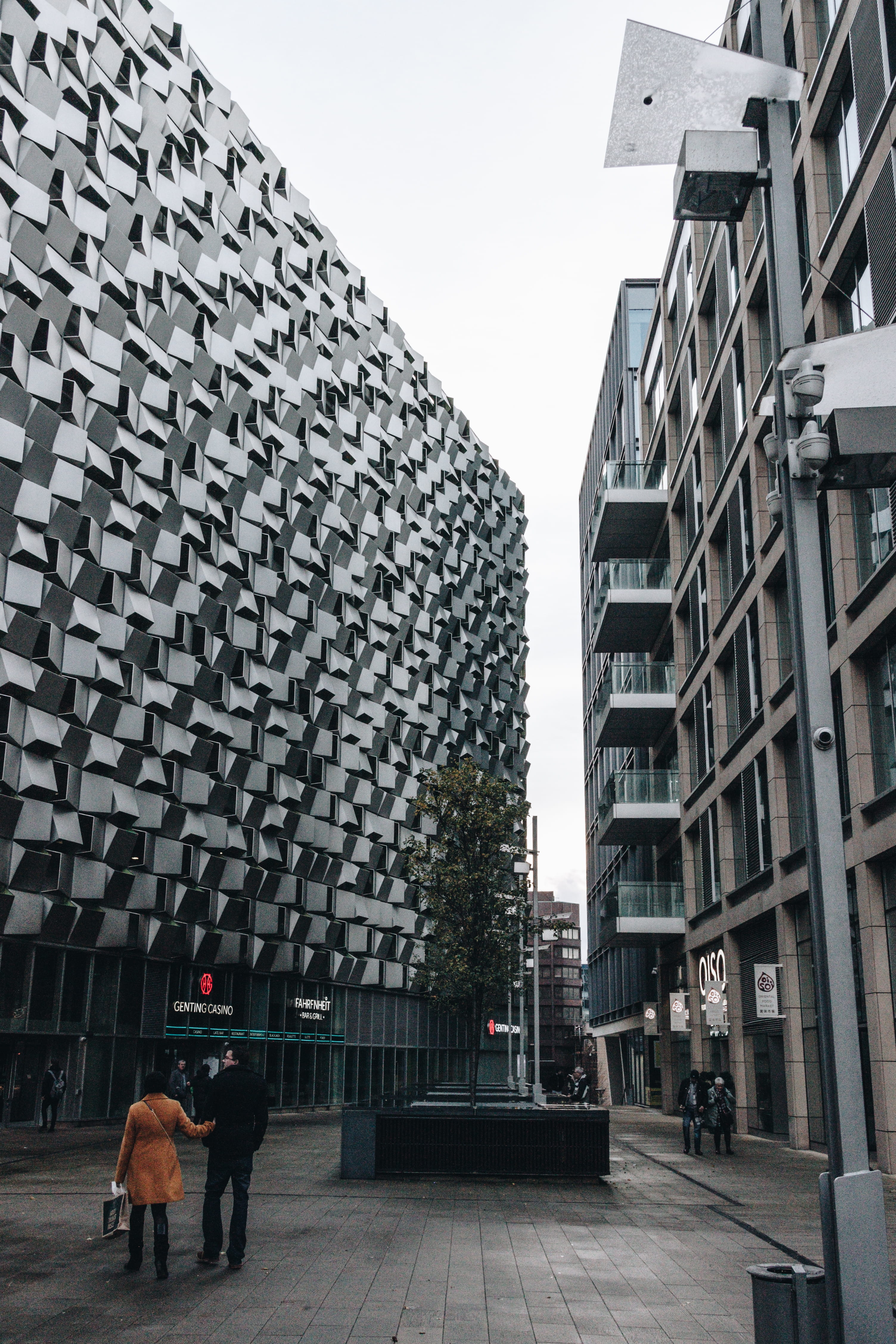 architecture, women, art, building, gb, united, city, men, tall - high, office building exterior, people, city life, metal, sheffield, skyscraper, domestic, Phone HD Wallpaper