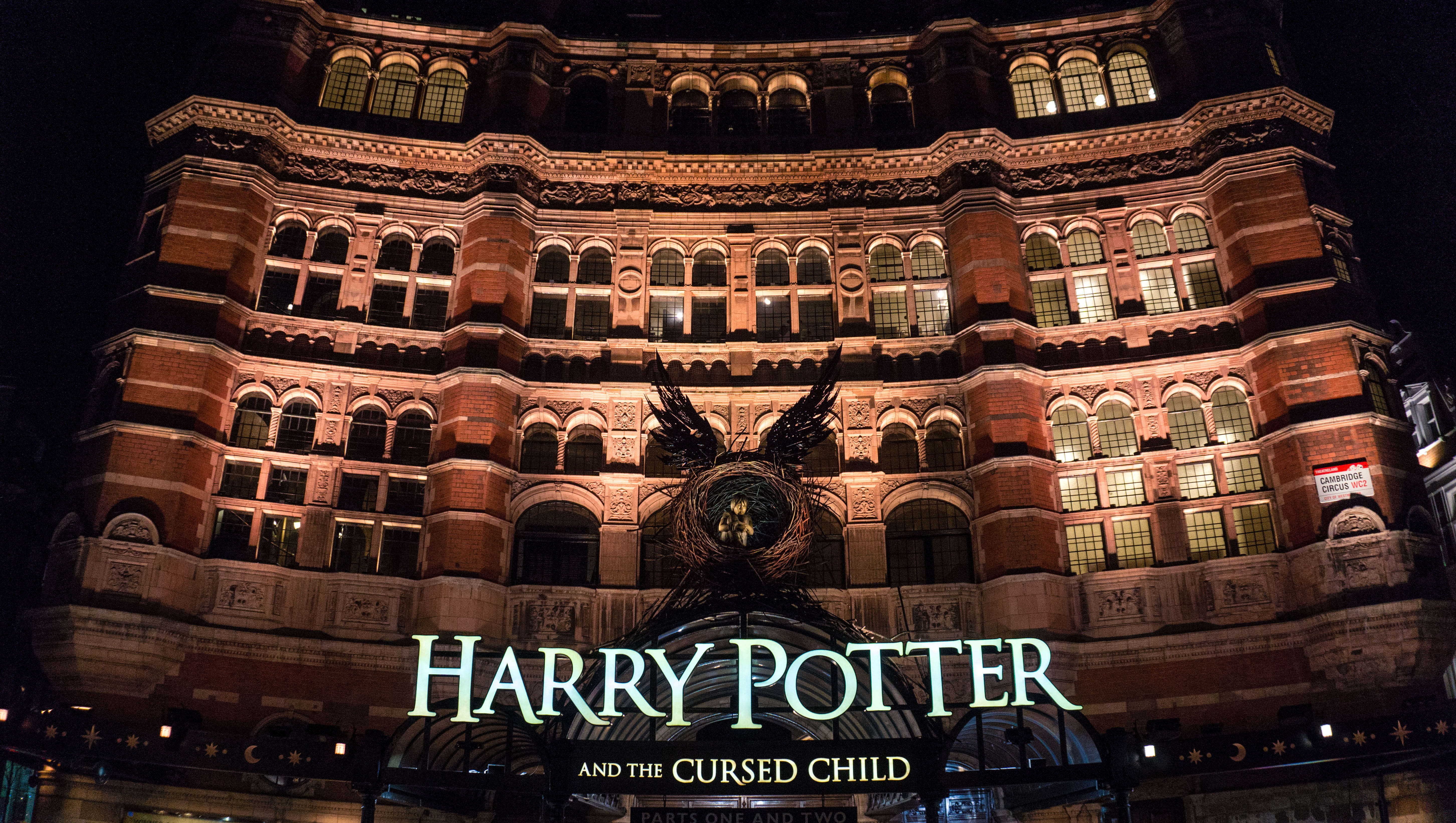 no people, illuminated, harry potter, communication, history, uk, 5K, the past, low angle view, building exterior, built structure, tourism, outdoors, HD Wallpaper