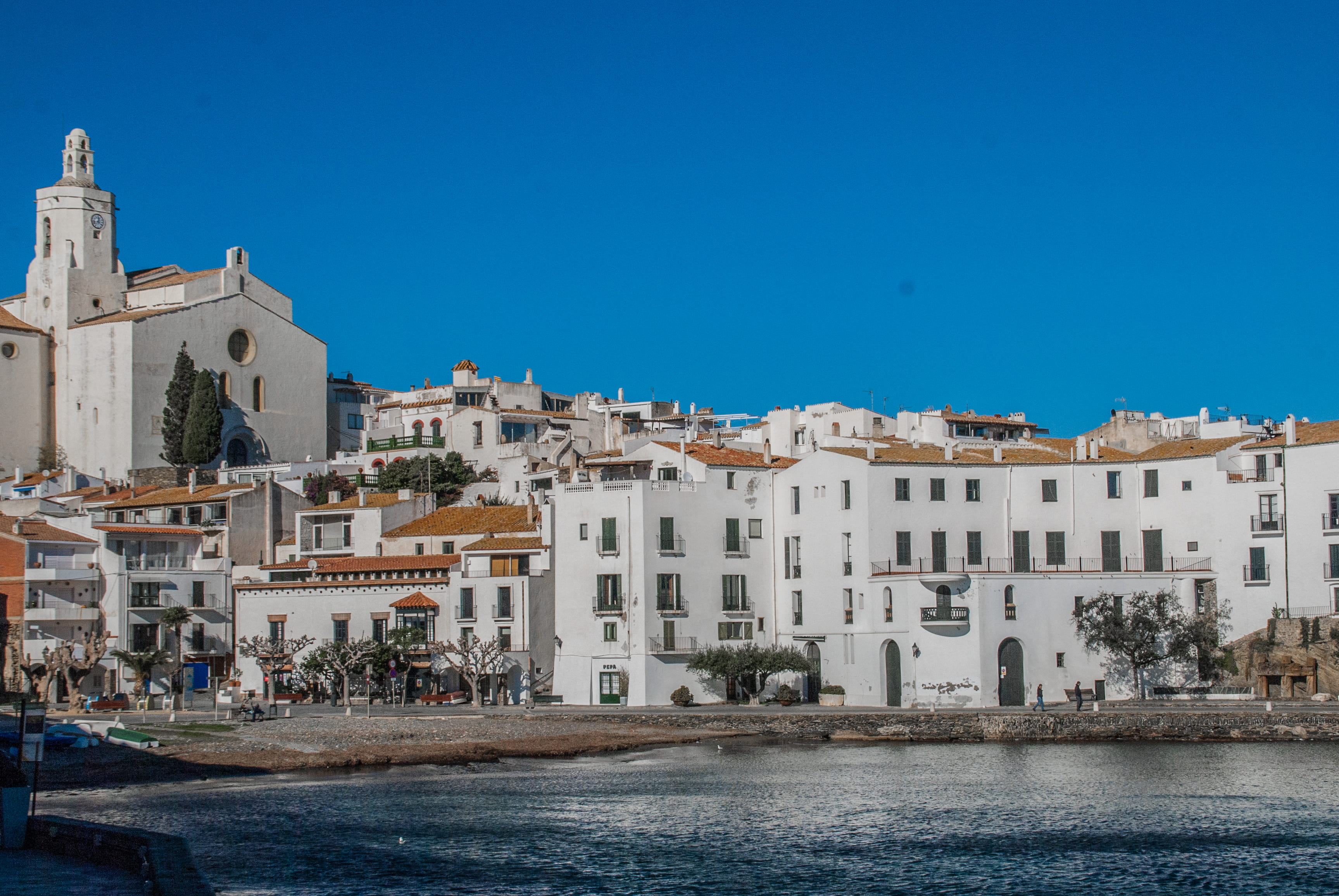 water, spain, meditarráneo, coastal town, nature, architecture, city, beach, tourism, cadaqués, outdoors, waterfront, building, town, clear sky, costa brava, HD Wallpaper
