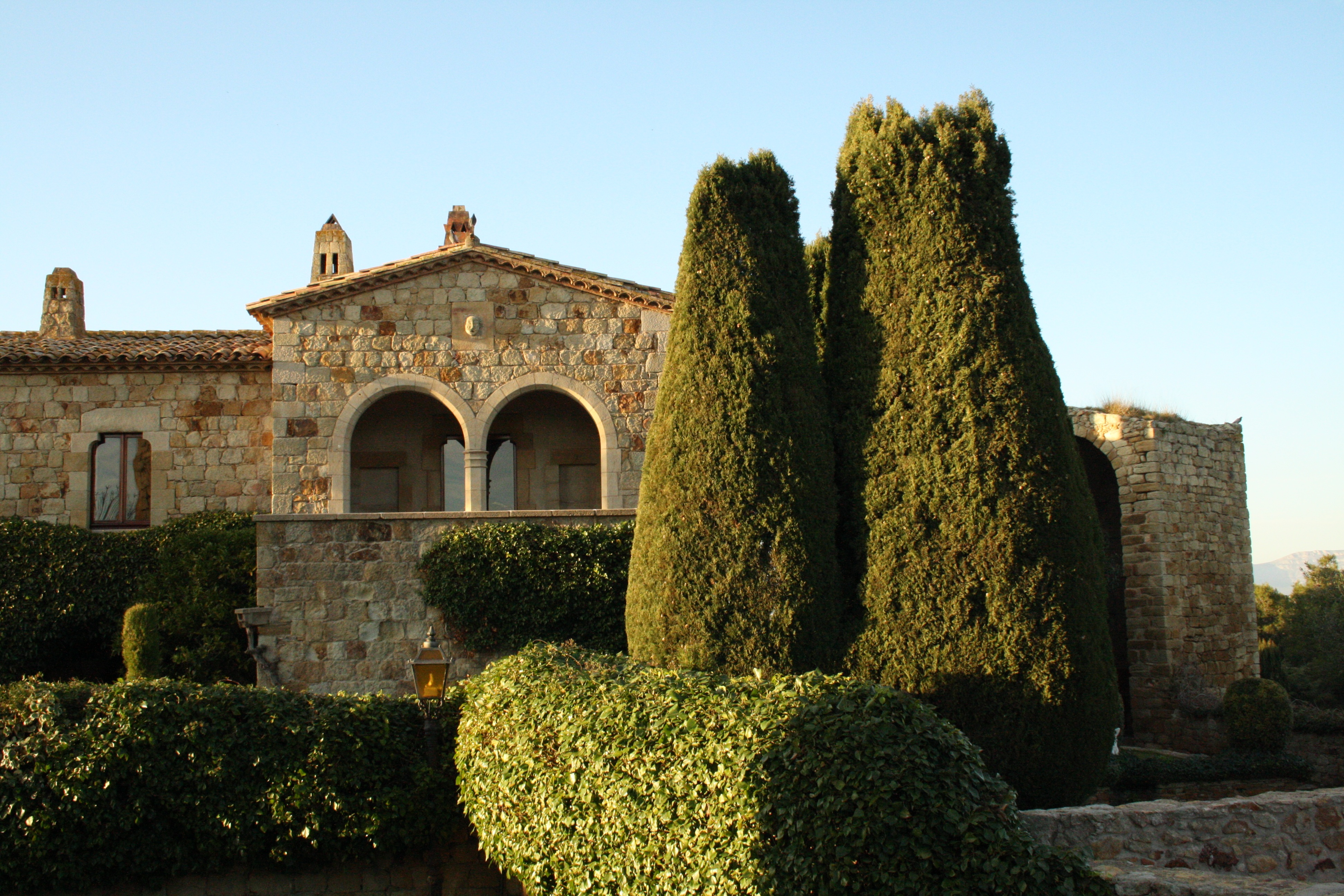 built structure, plant, hedge, costa brava, house, edifici antic, outdoors, catalonia, clear sky, historic buildings, pals, building, building exterior, HD Wallpaper