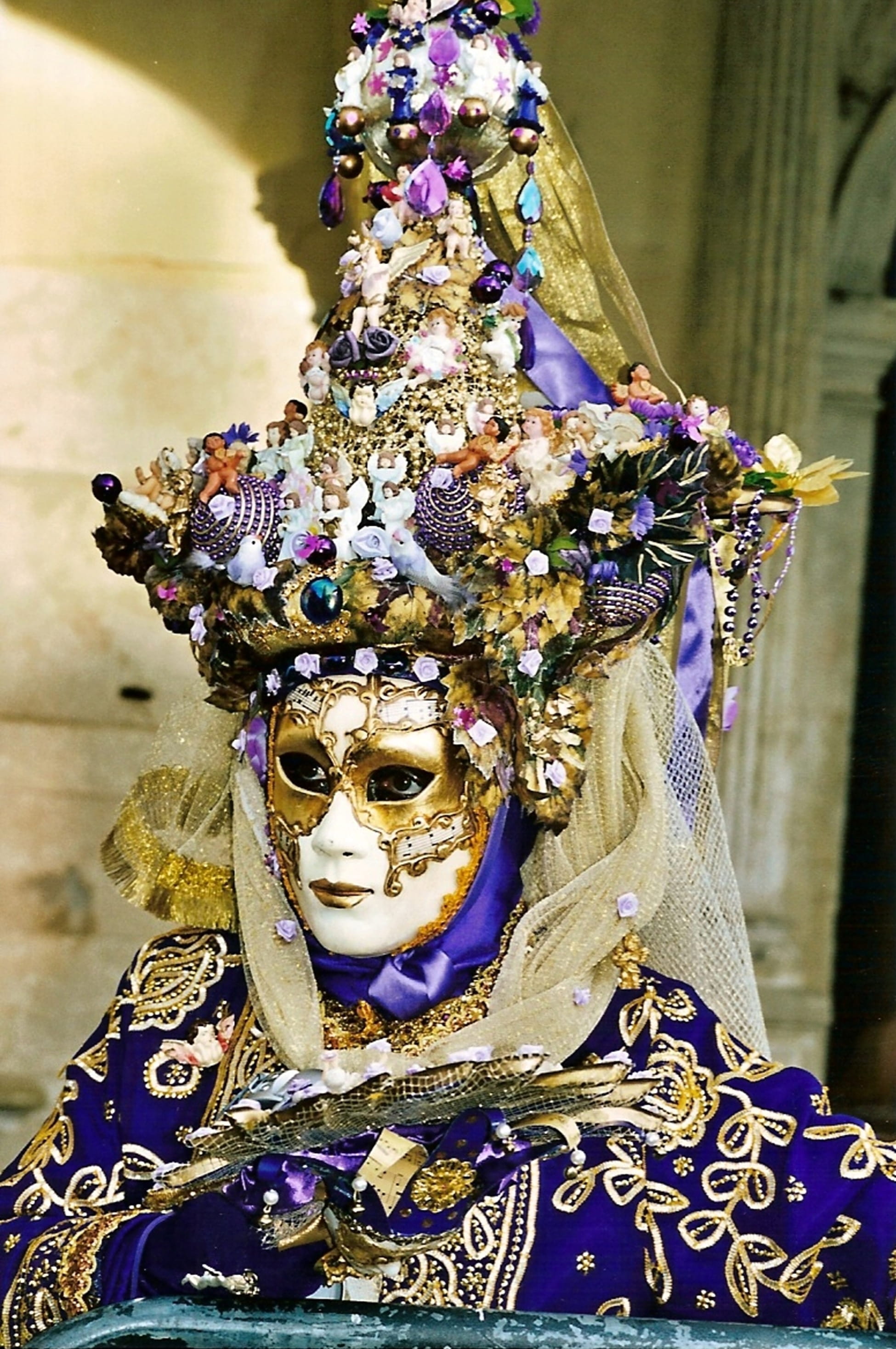clothing, customs, masquerade, mask, mystery, taly, celebration, art and craft, disguise, tradition, carnival, decorated, mask - disguise, gold colored, Phone HD Wallpaper