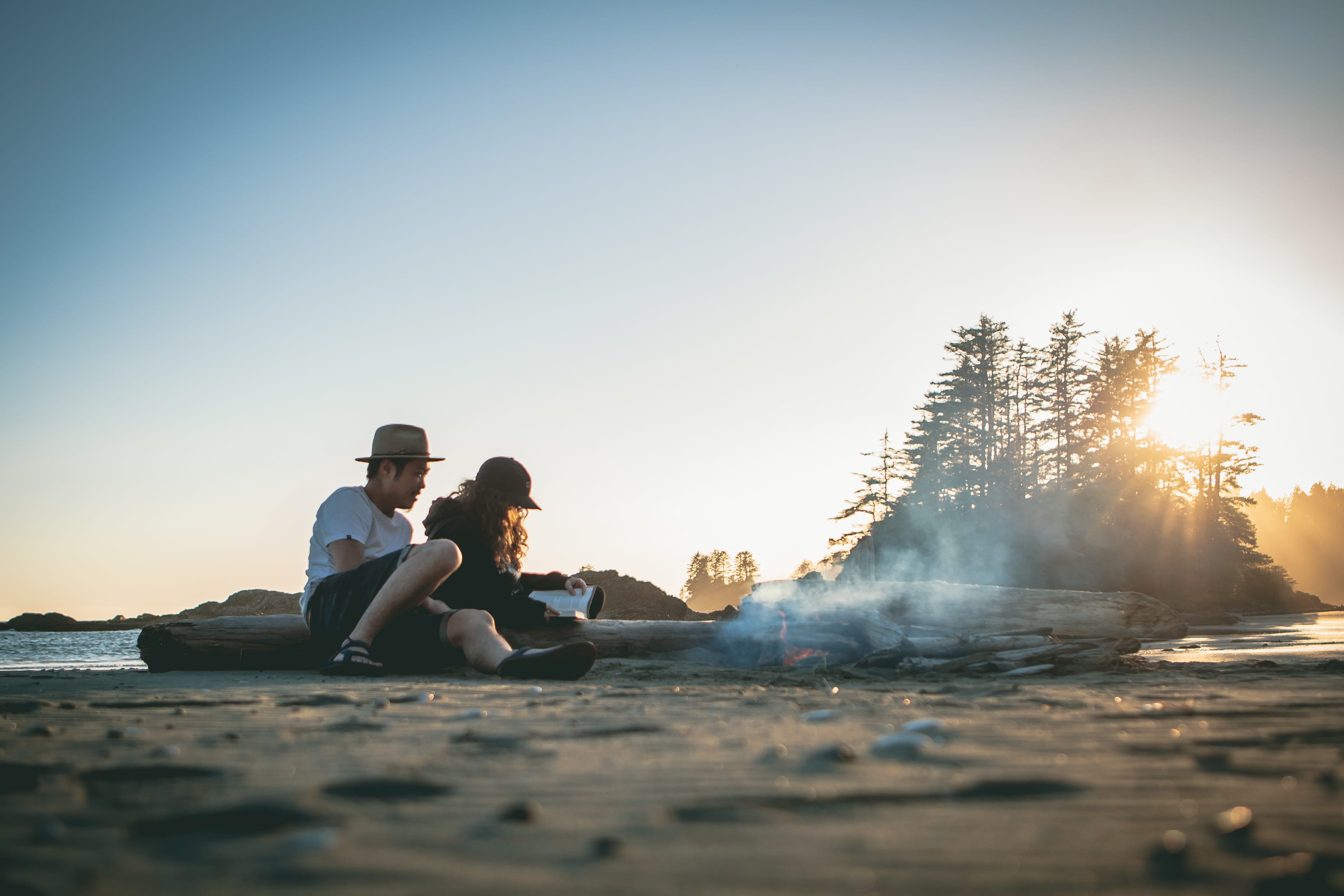 people, adventure, friends, holiday, nature, sun, fire, near, chill, lakeside, togetherness, sunset, 2K, love, sunlight, emotion, camping, camp, positive emotion, HD Wallpaper