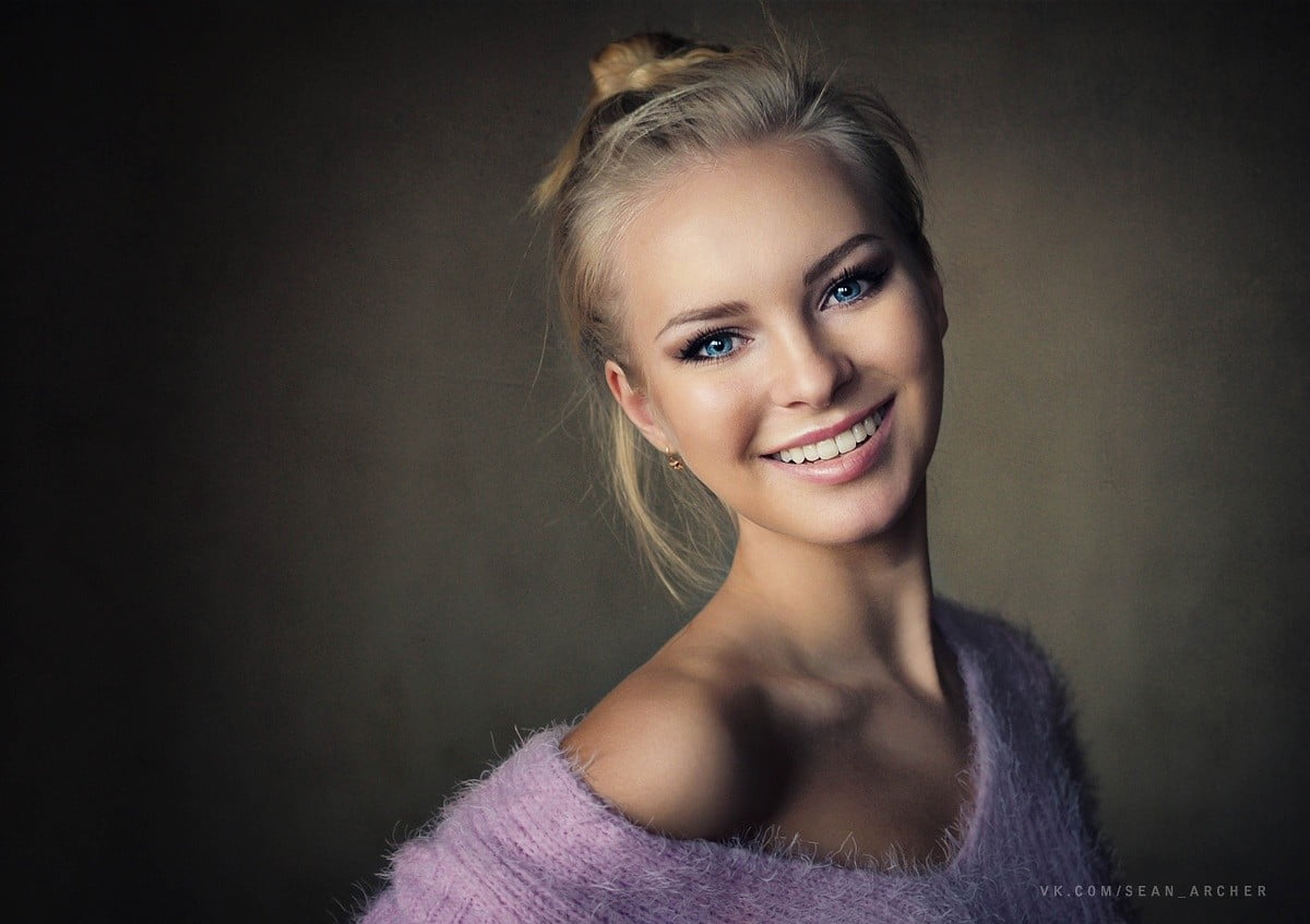 purple, happiness, natural light, eyes, adult, beautiful woman, headshot, young adult, hair, Victoria Pichkurova, teenager, fashion, blond hair, ponytail, HD Wallpaper